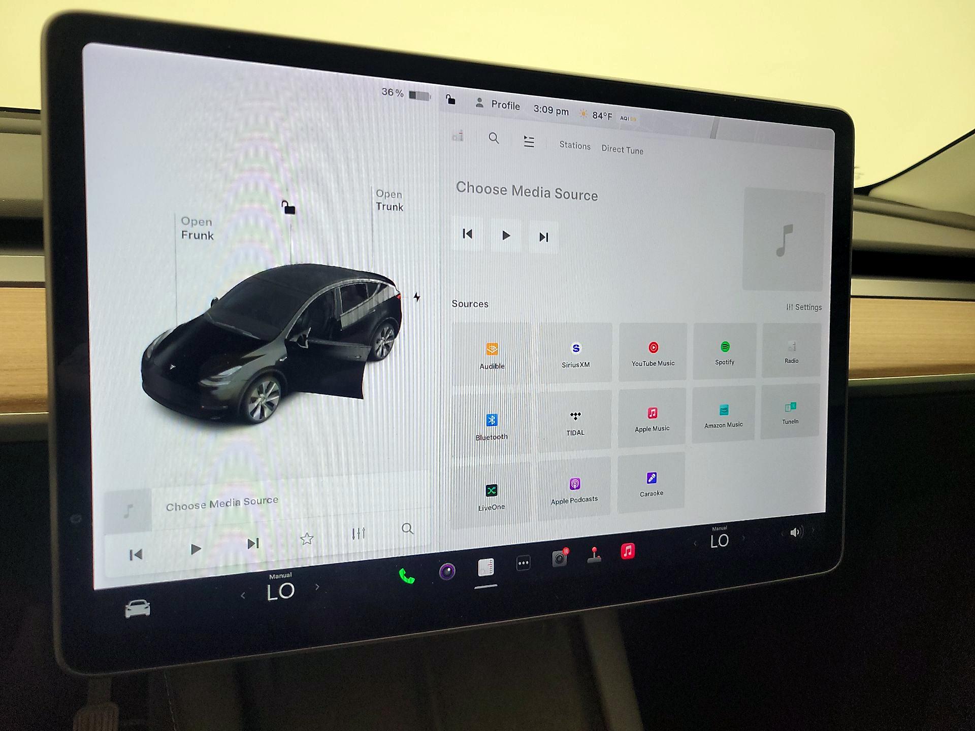 Thumbnail: 2022 Tesla Model Y - 15