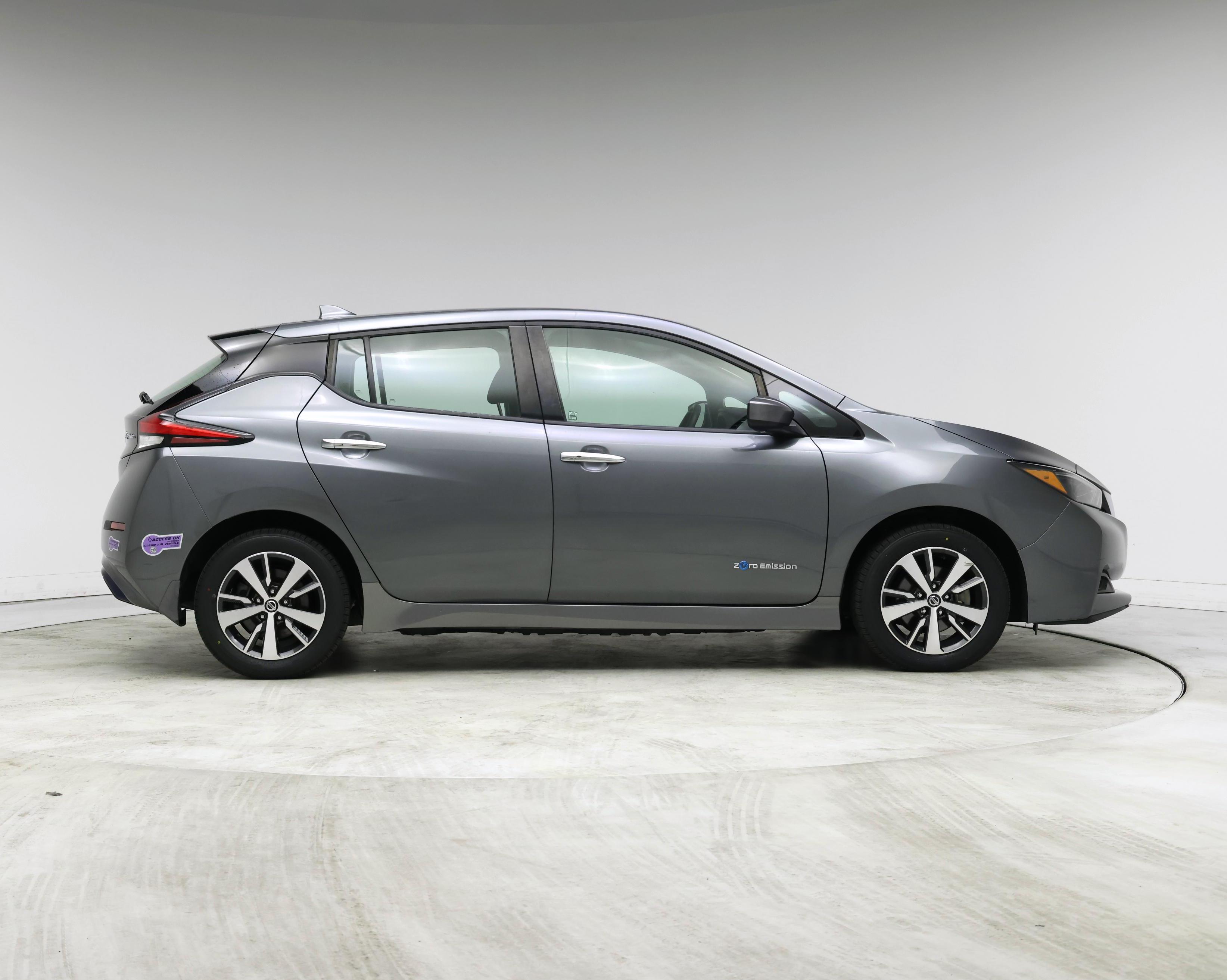 Thumbnail: 2019 Nissan Leaf - 7