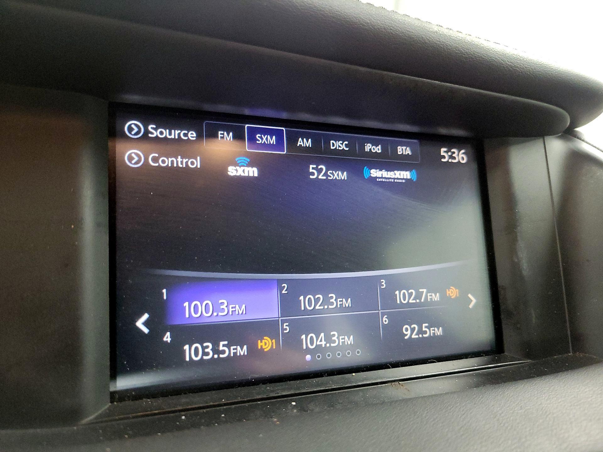 Thumbnail: 2018 INFINITI QX30 - 15