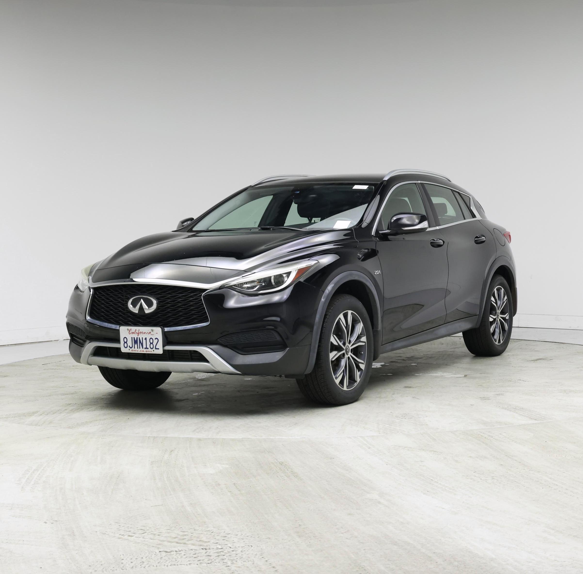 Thumbnail: 2018 INFINITI QX30 - 4
