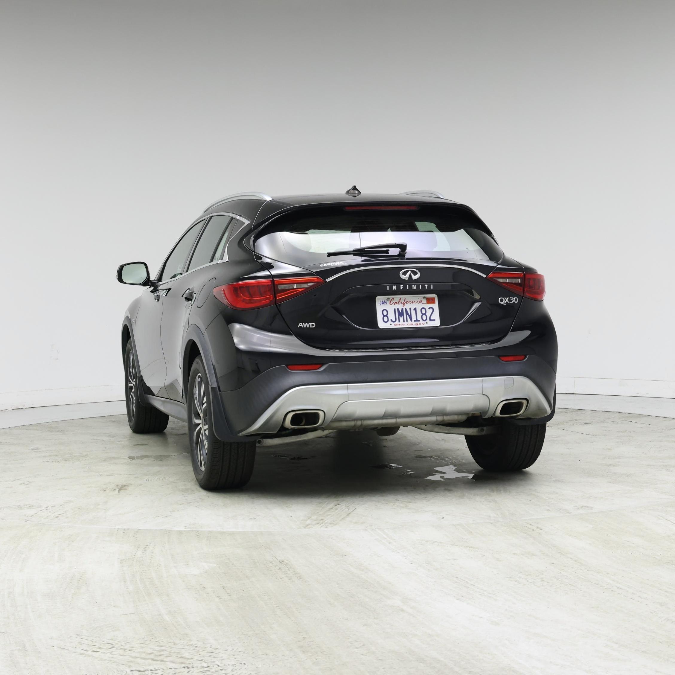 Thumbnail: 2018 INFINITI QX30 - 6