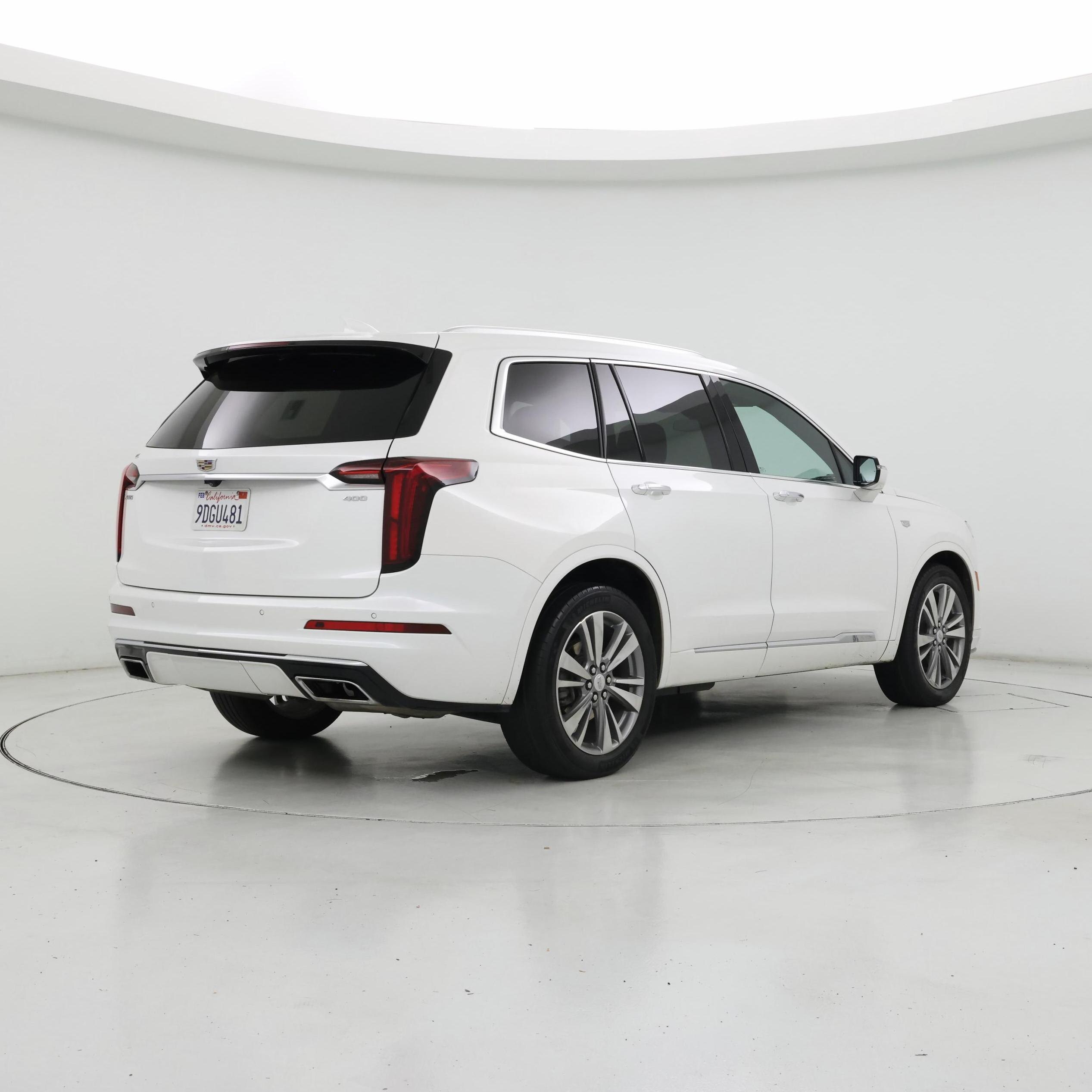 Thumbnail: 2022 Cadillac XT6 - 8
