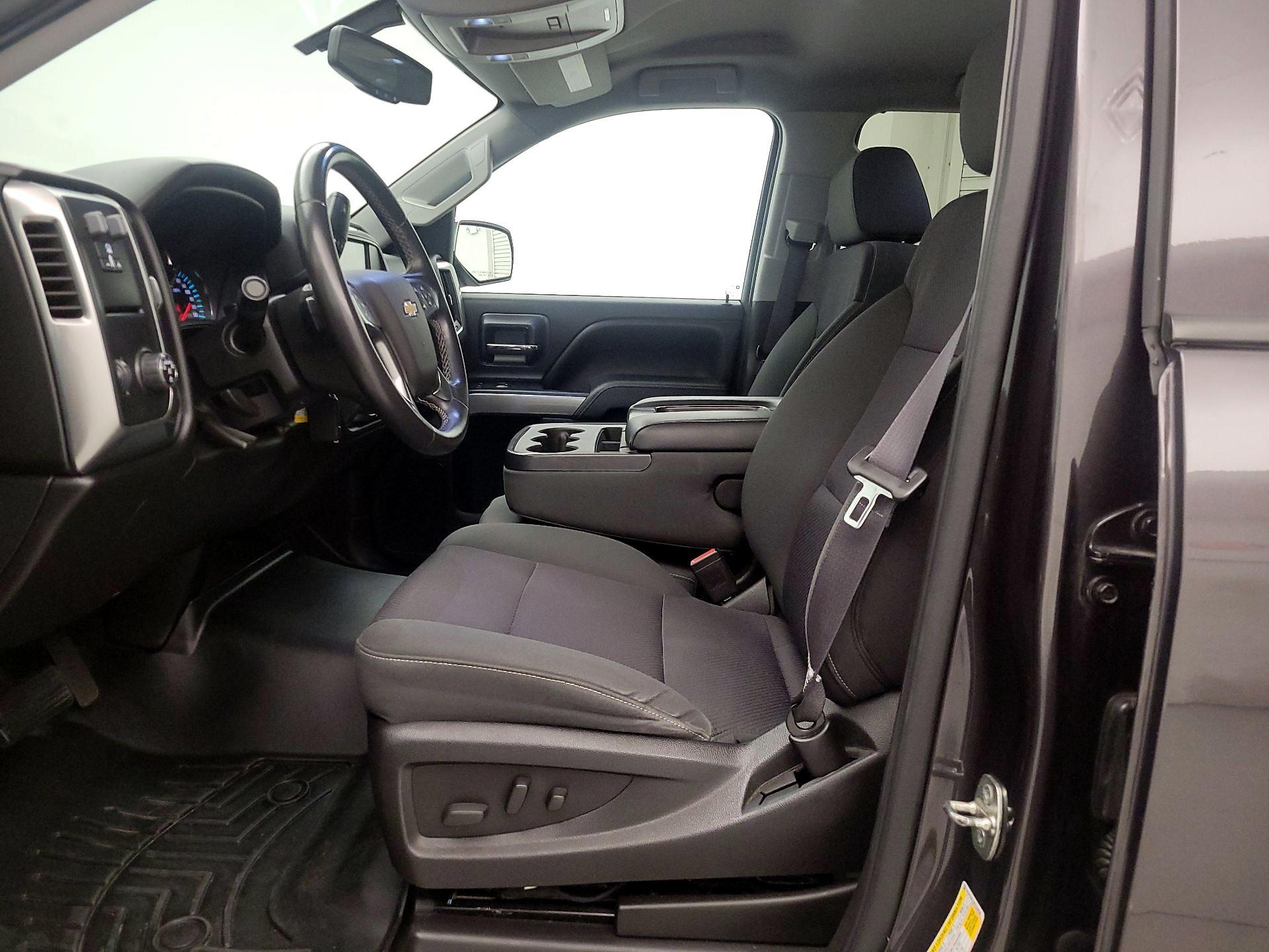 Thumbnail: 2015 Chevrolet Silverado 1500 - 11