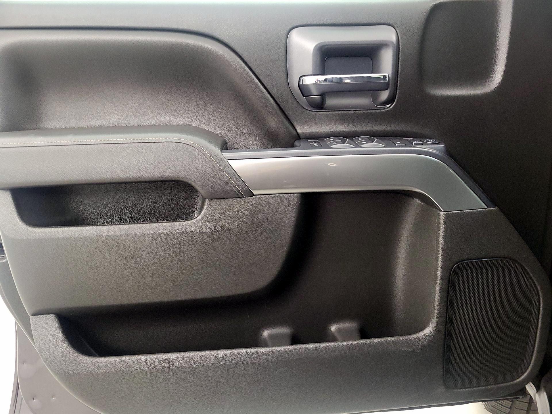 Thumbnail: 2015 Chevrolet Silverado 1500 - 12