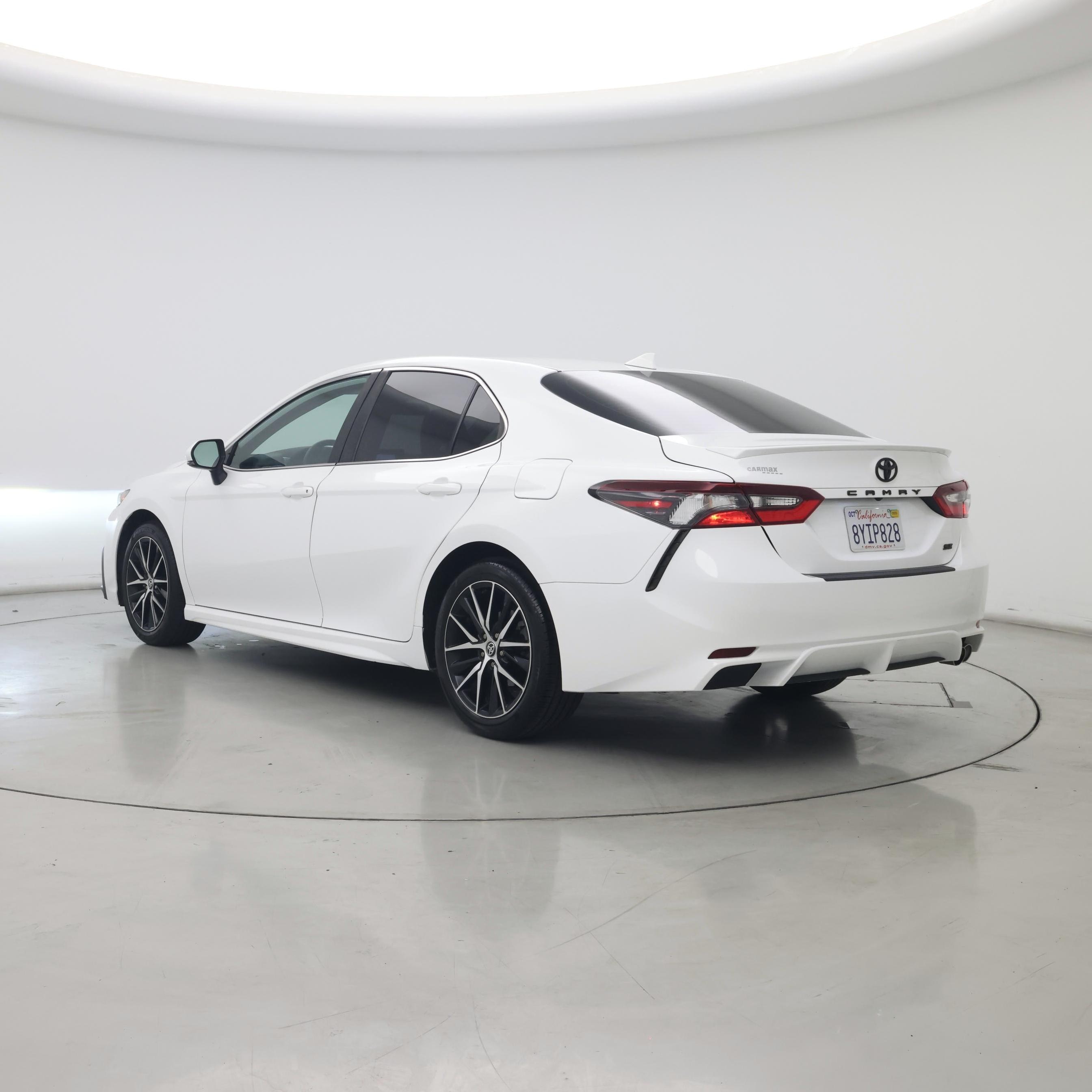 Thumbnail: 2022 Toyota Camry - 2