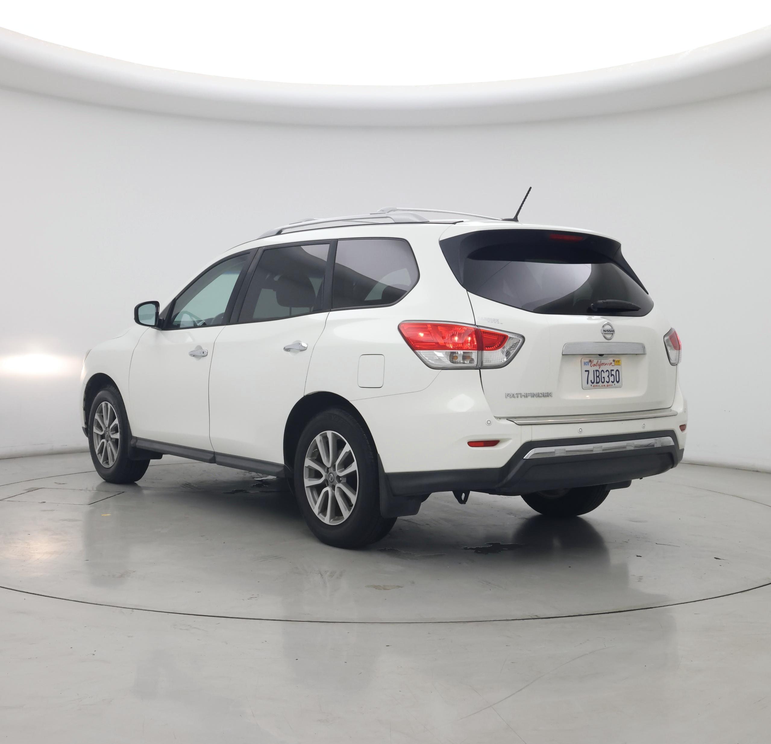 Thumbnail: 2014 Nissan Pathfinder - 2