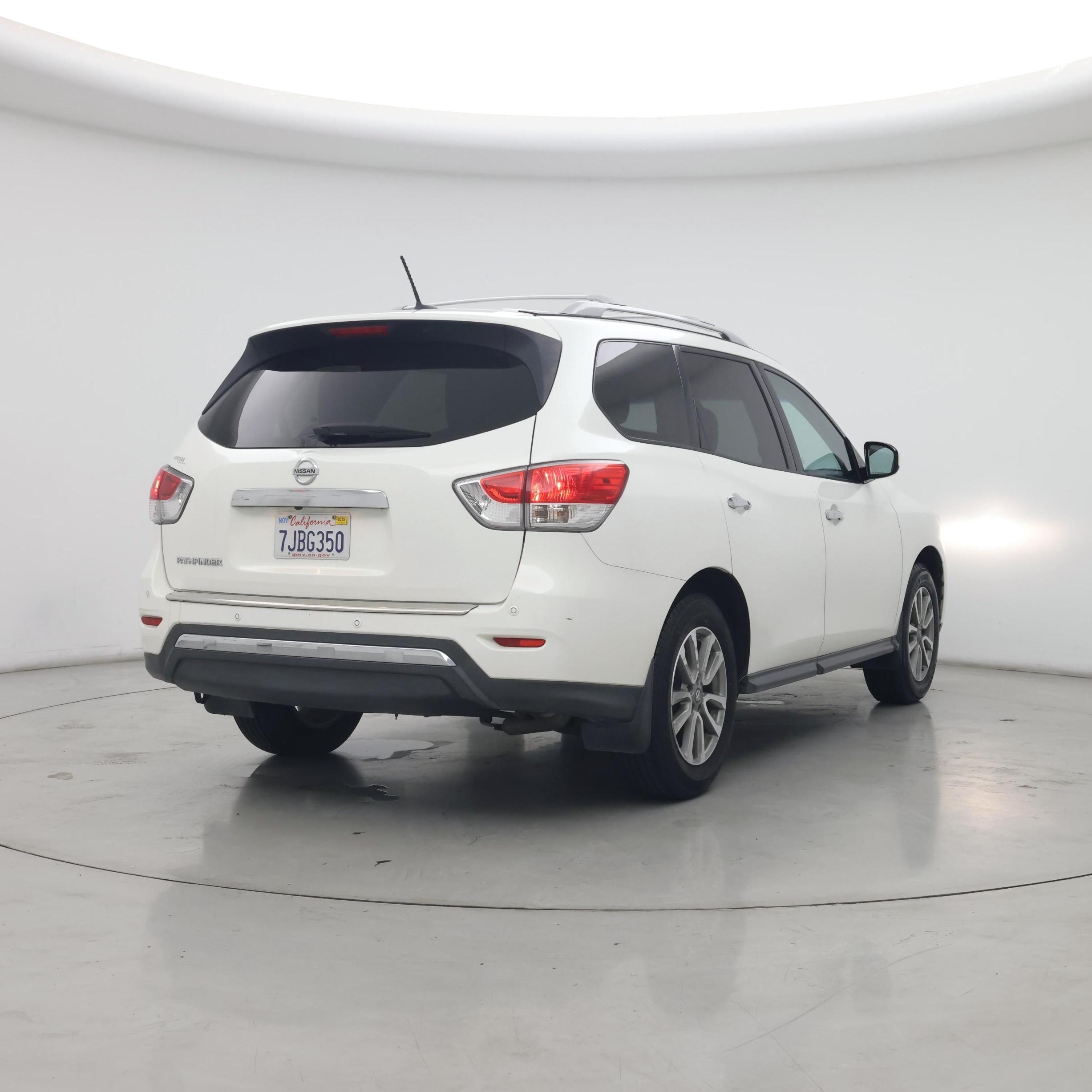 Thumbnail: 2014 Nissan Pathfinder - 8