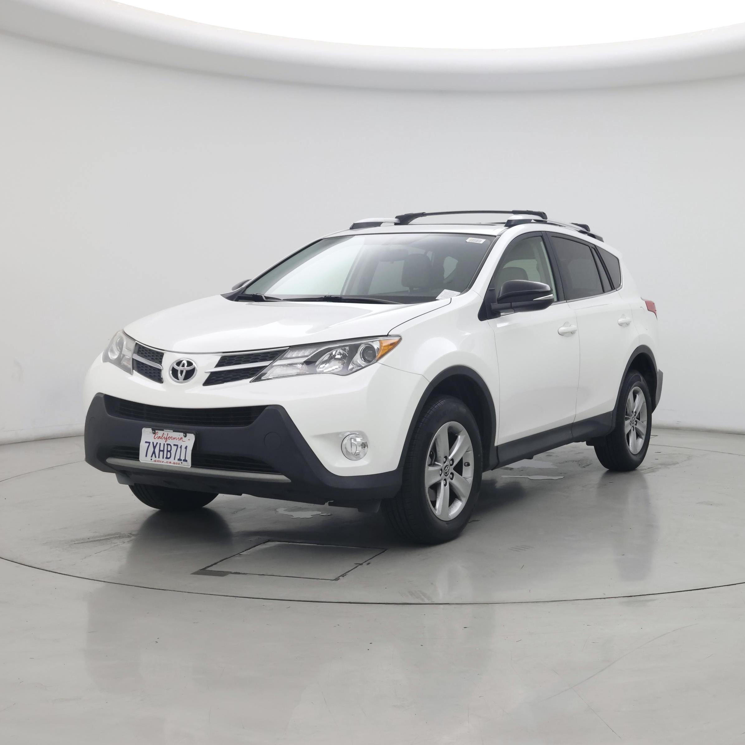 Thumbnail: 2015 Toyota RAV4 - 4