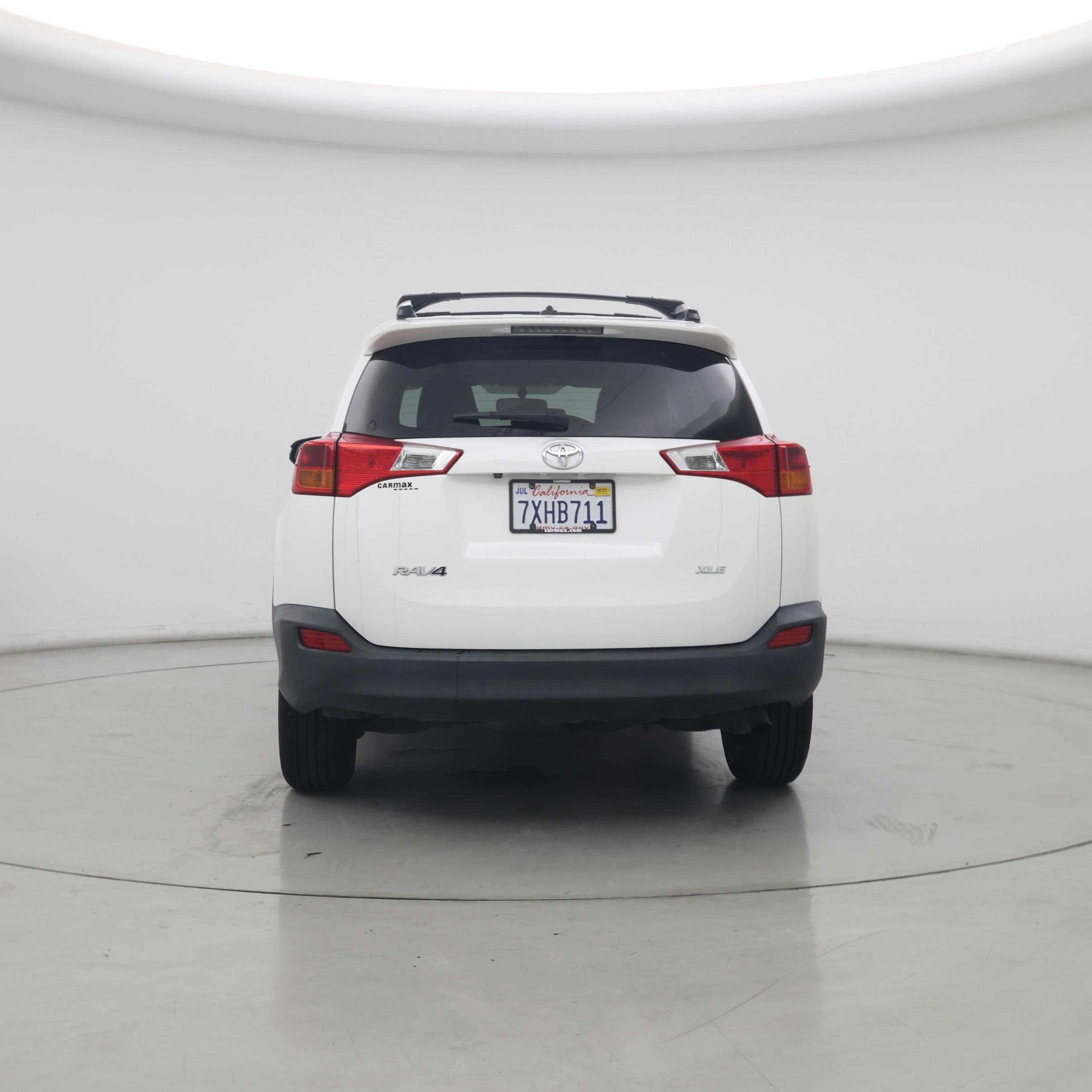 Thumbnail: 2015 Toyota RAV4 - 6