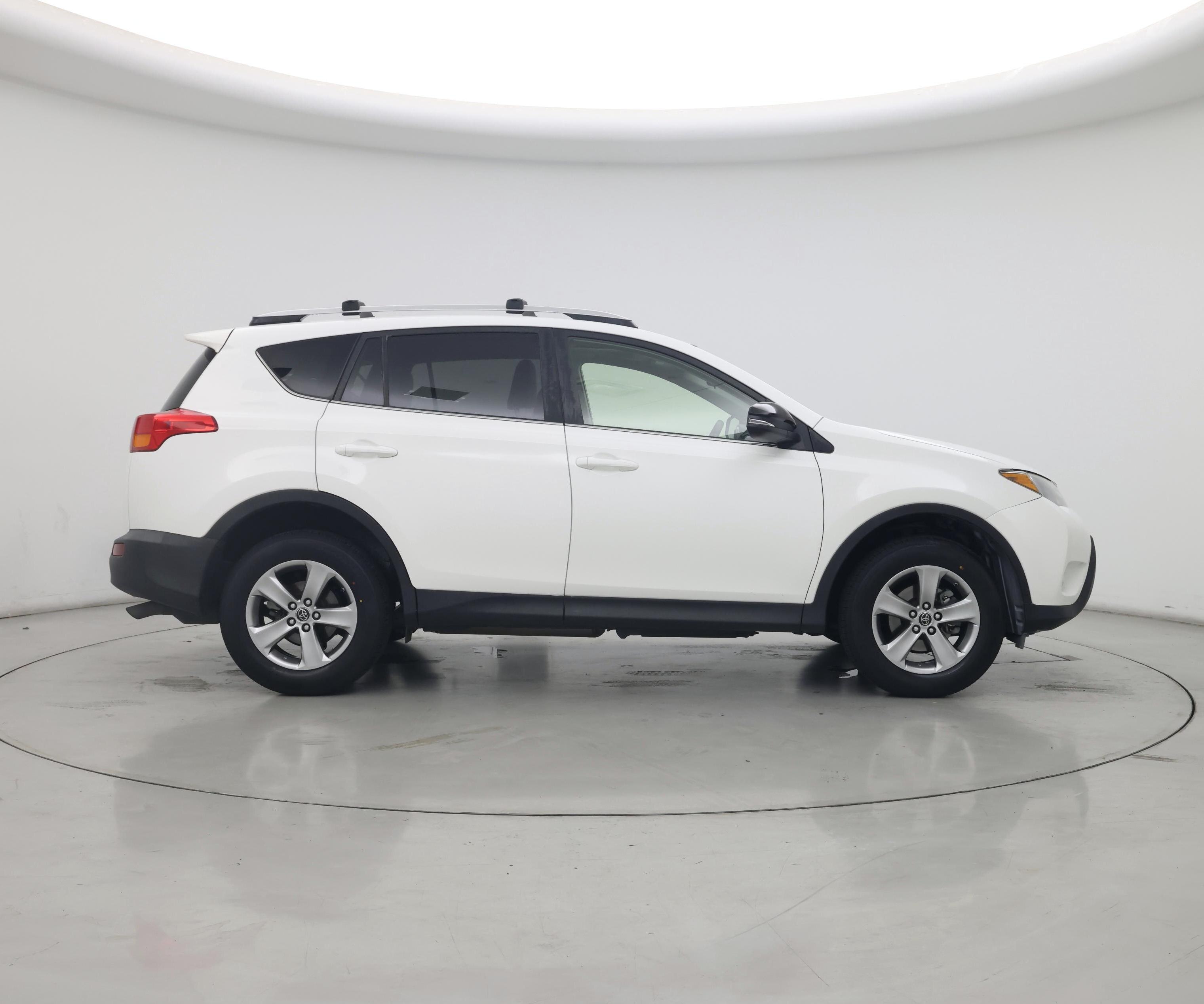 Thumbnail: 2015 Toyota RAV4 - 7