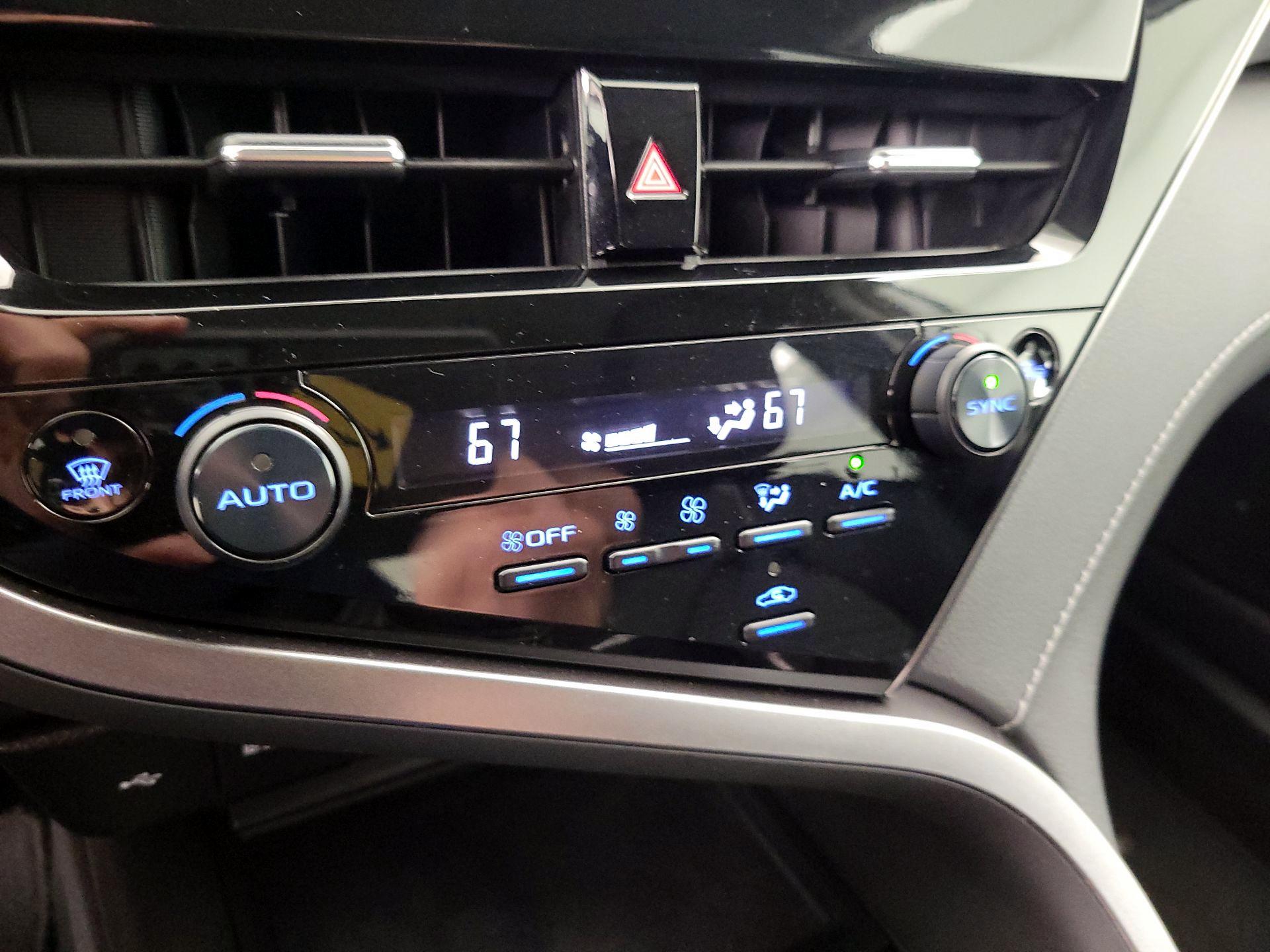 Thumbnail: 2023 Toyota Camry - 16