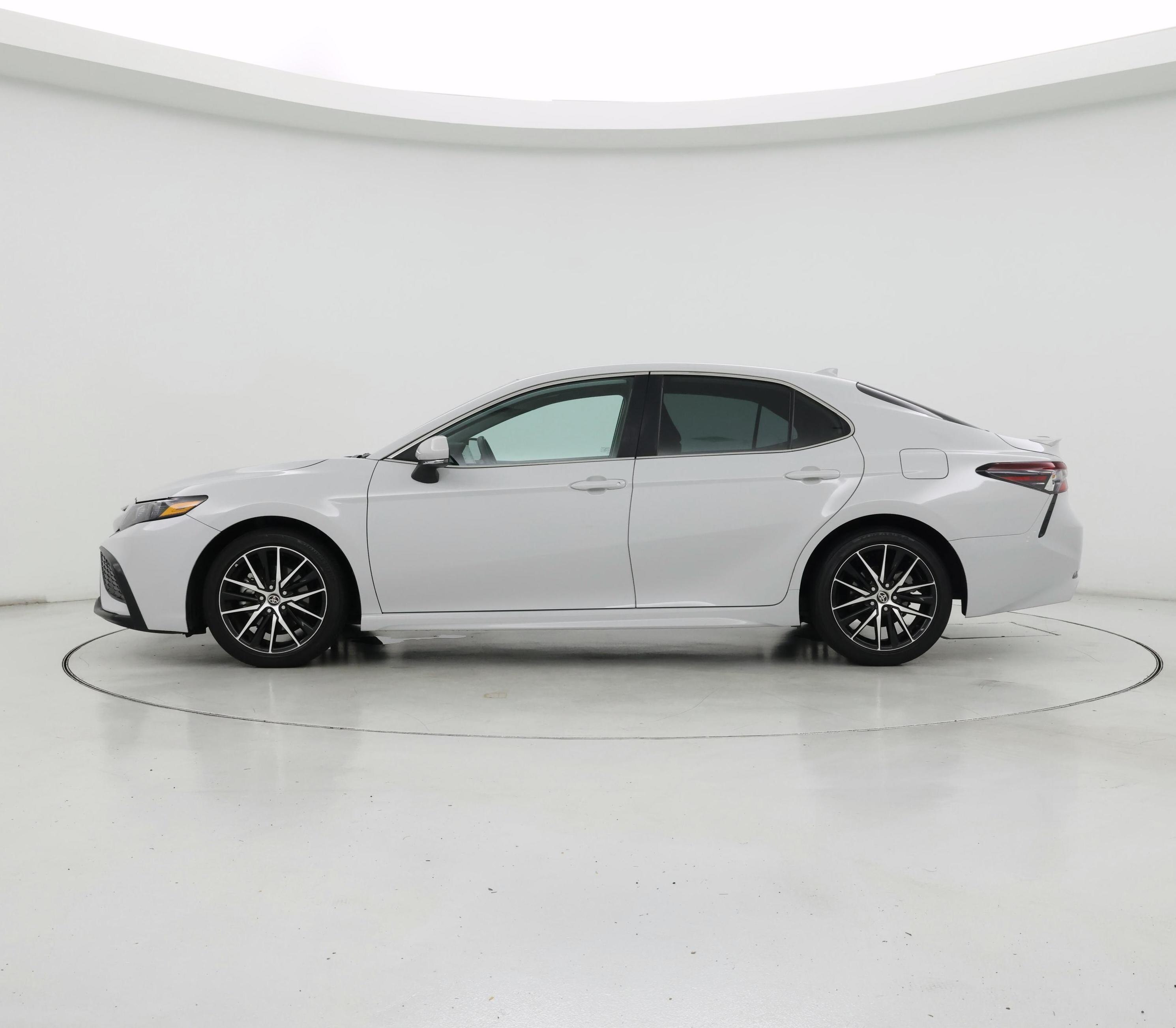 Thumbnail: 2023 Toyota Camry - 3