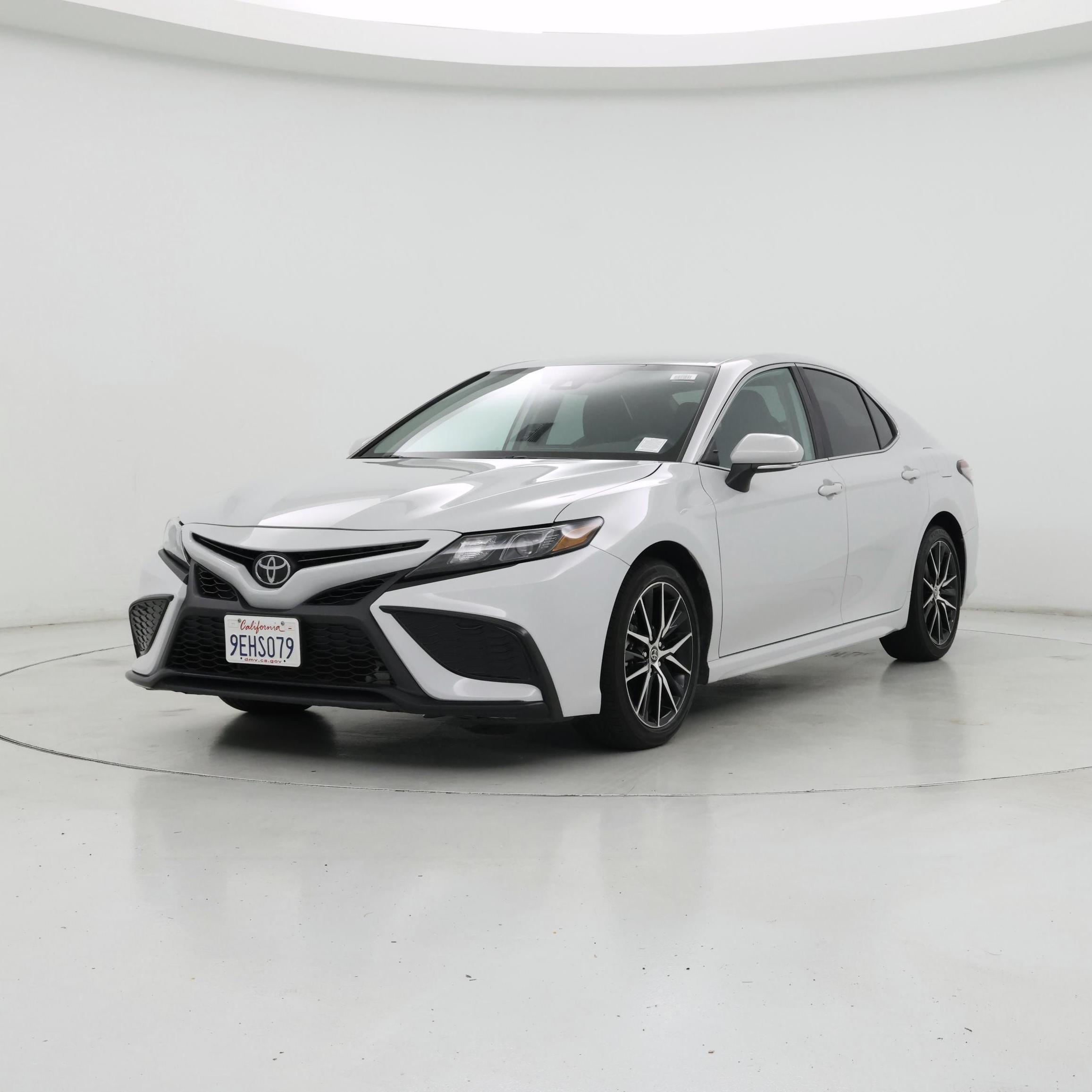 Thumbnail: 2023 Toyota Camry - 4