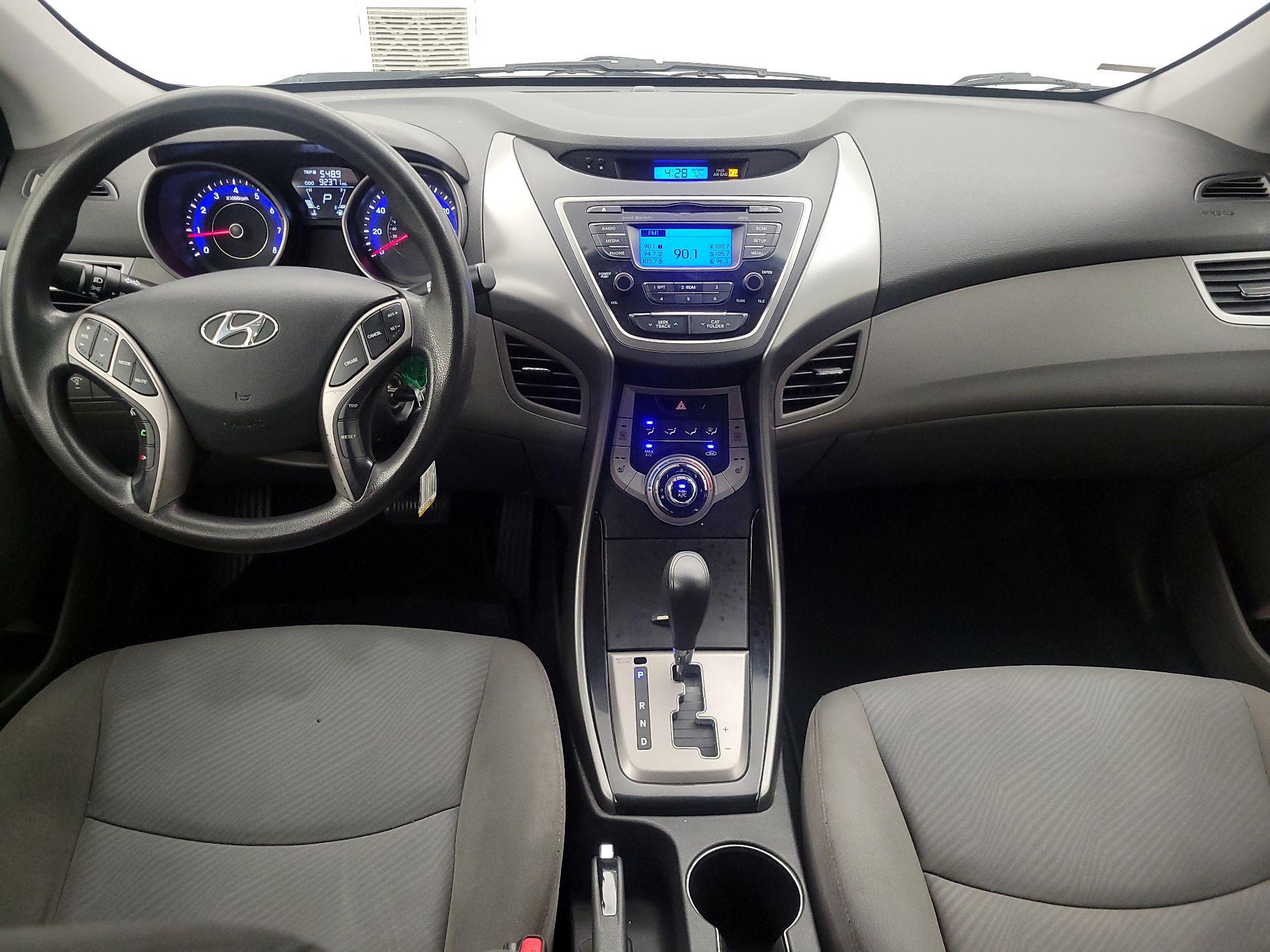 Thumbnail: 2013 Hyundai Elantra - 9