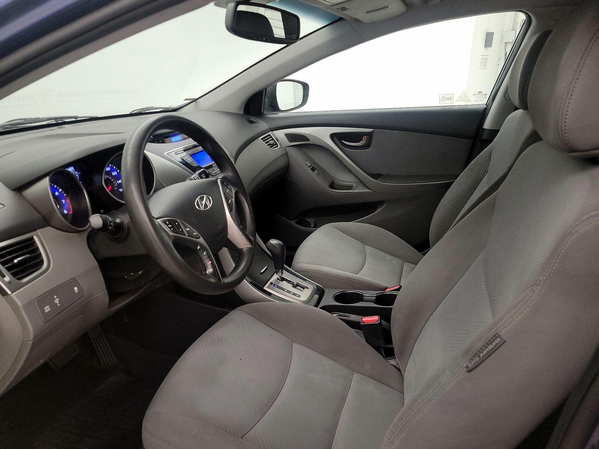 Thumbnail: 2013 Hyundai Elantra - 11