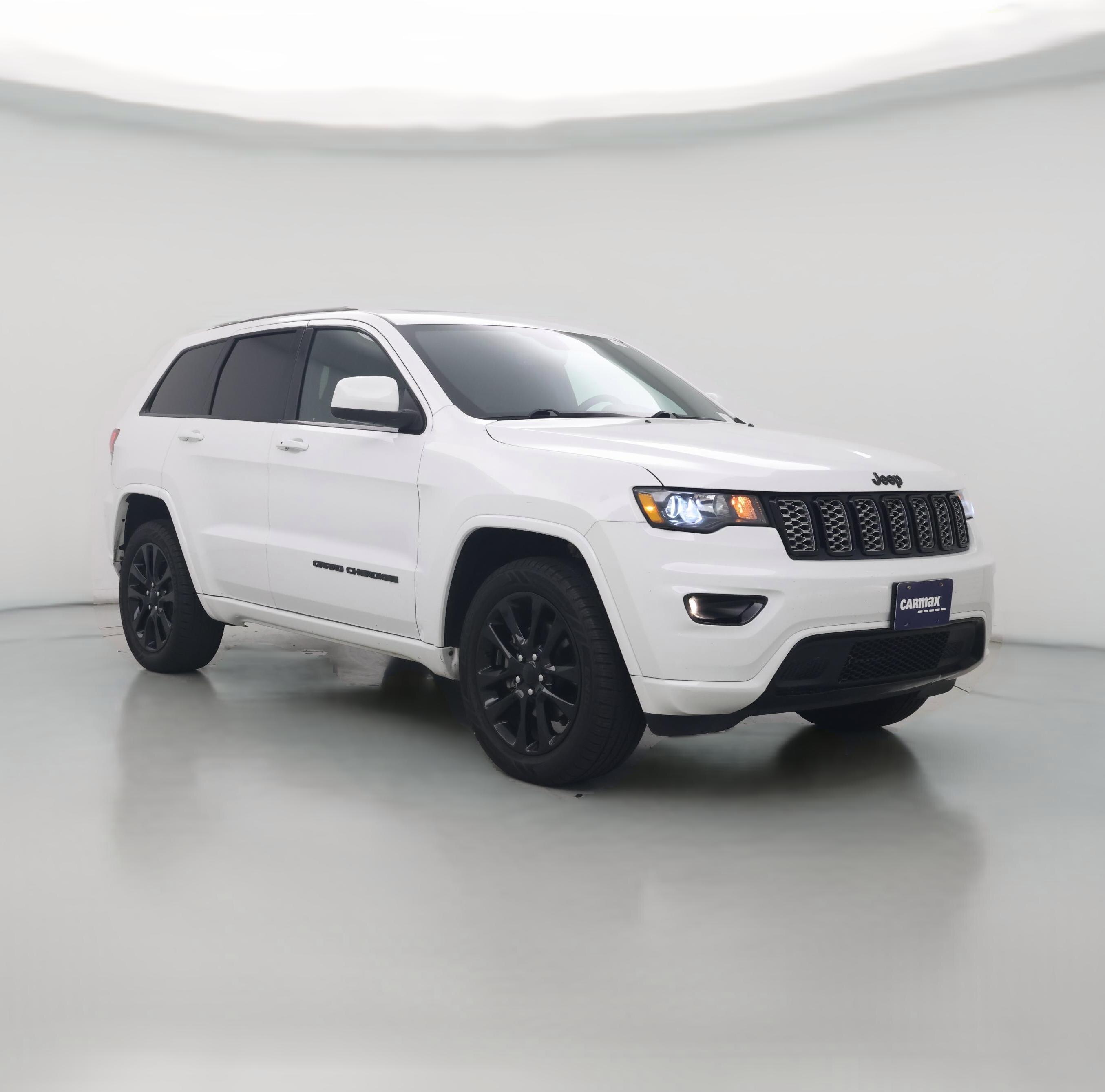 Thumbnail: 2019 Jeep Grand Cherokee - 1