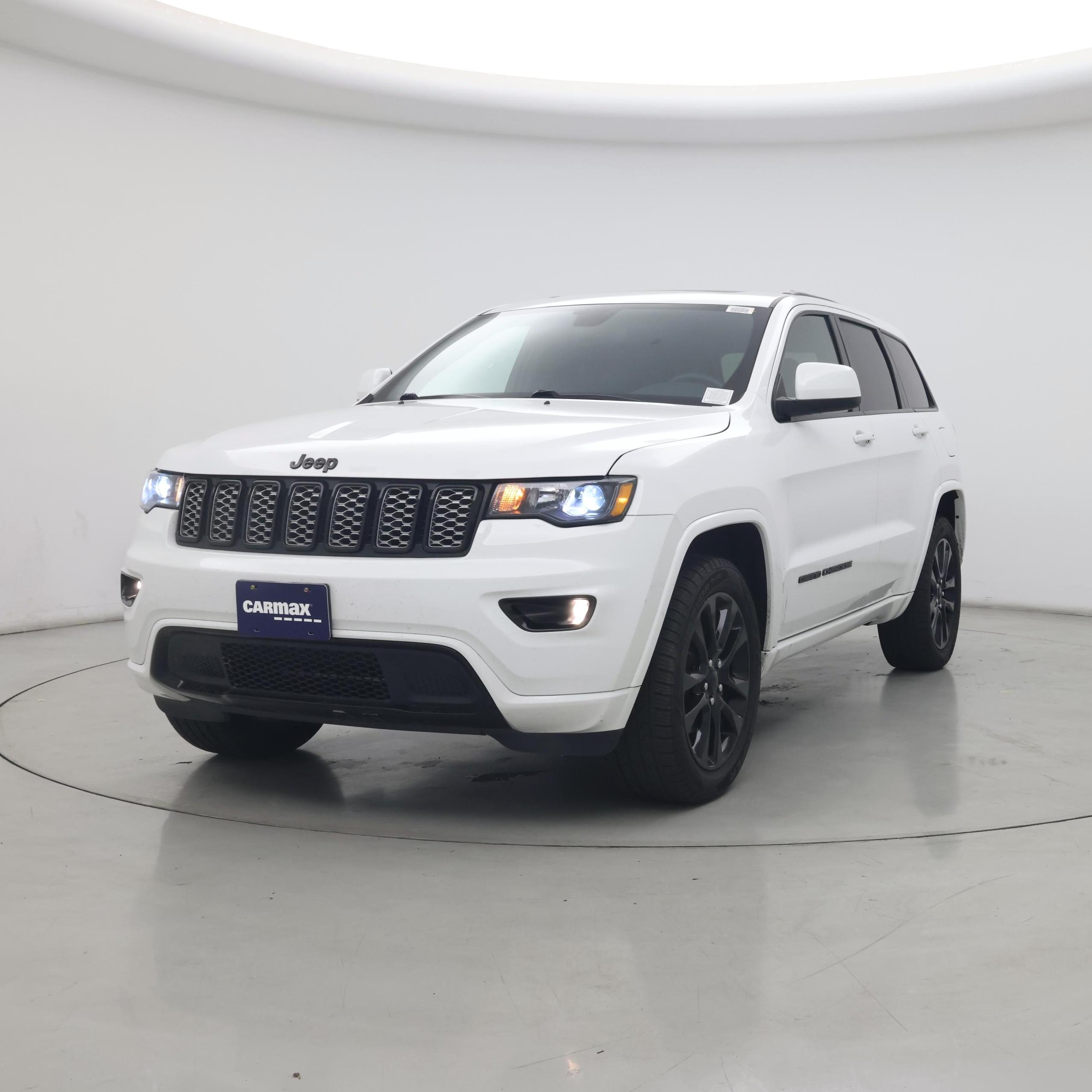 Thumbnail: 2019 Jeep Grand Cherokee - 4
