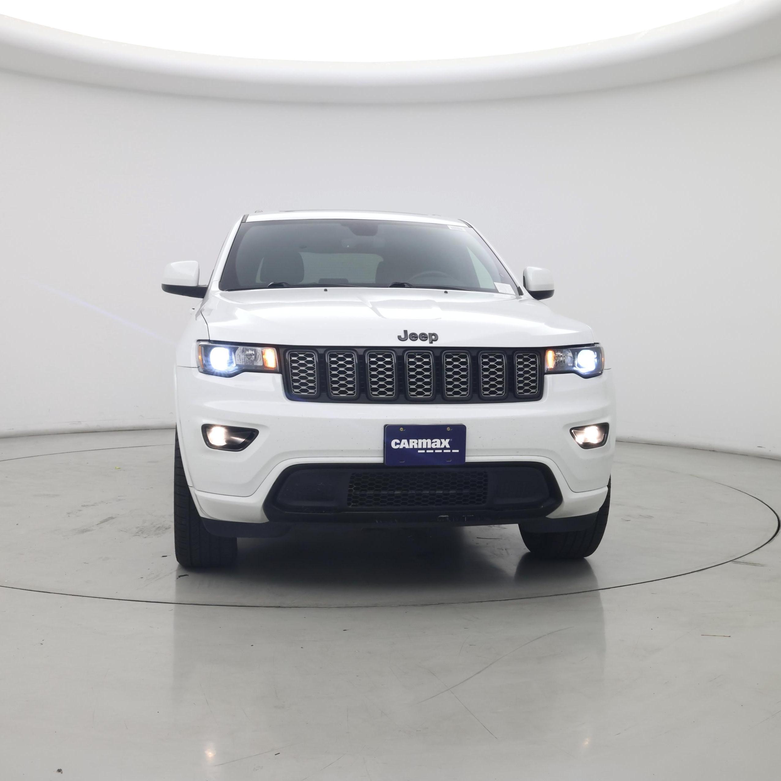 Thumbnail: 2019 Jeep Grand Cherokee - 5