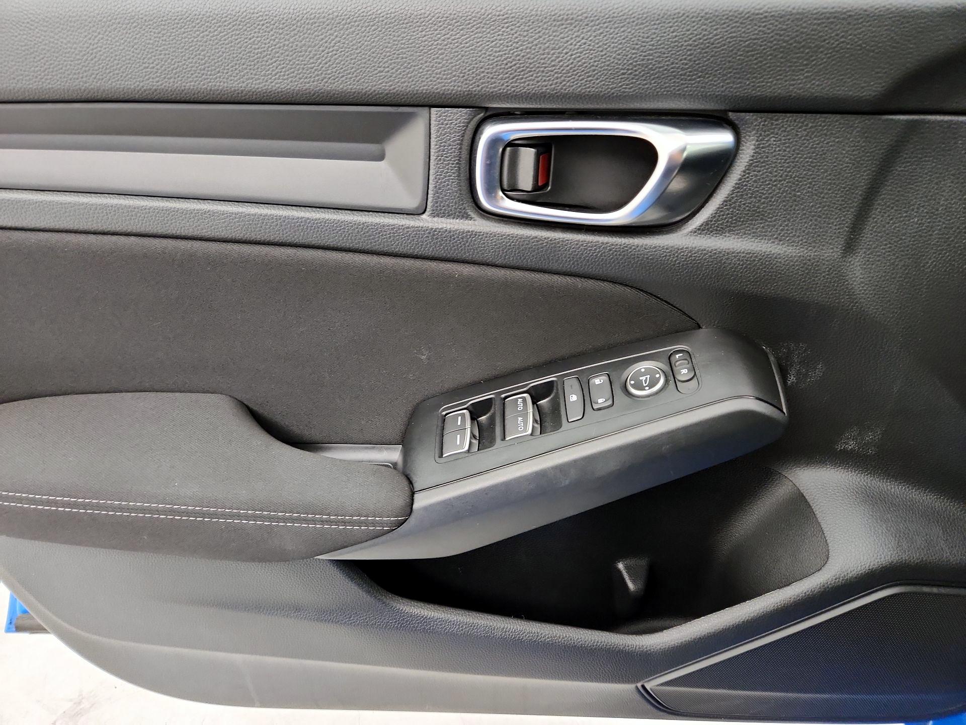 Thumbnail: 2024 Honda Civic - 10