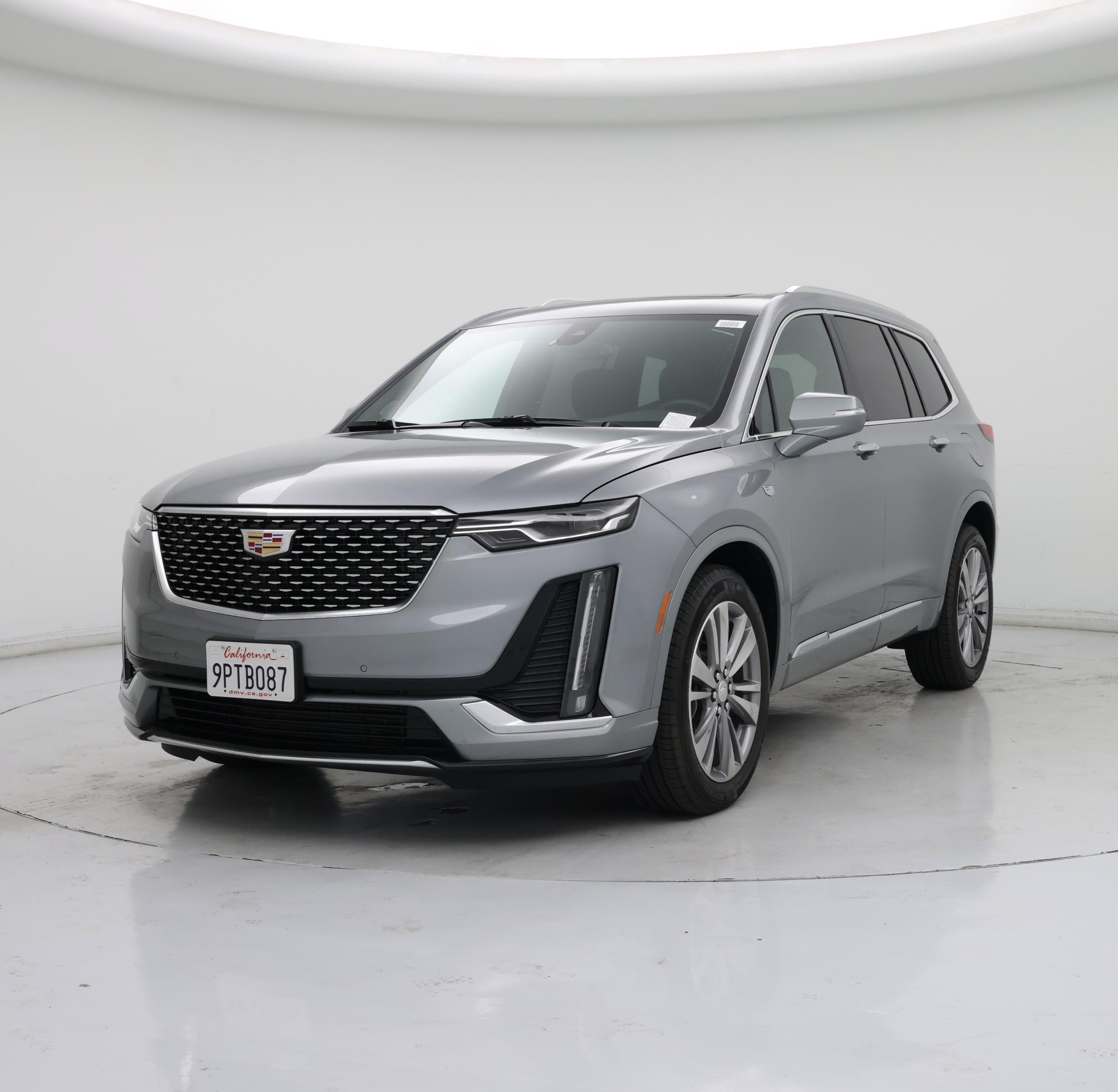 Thumbnail: 2025 Cadillac XT6 - 4