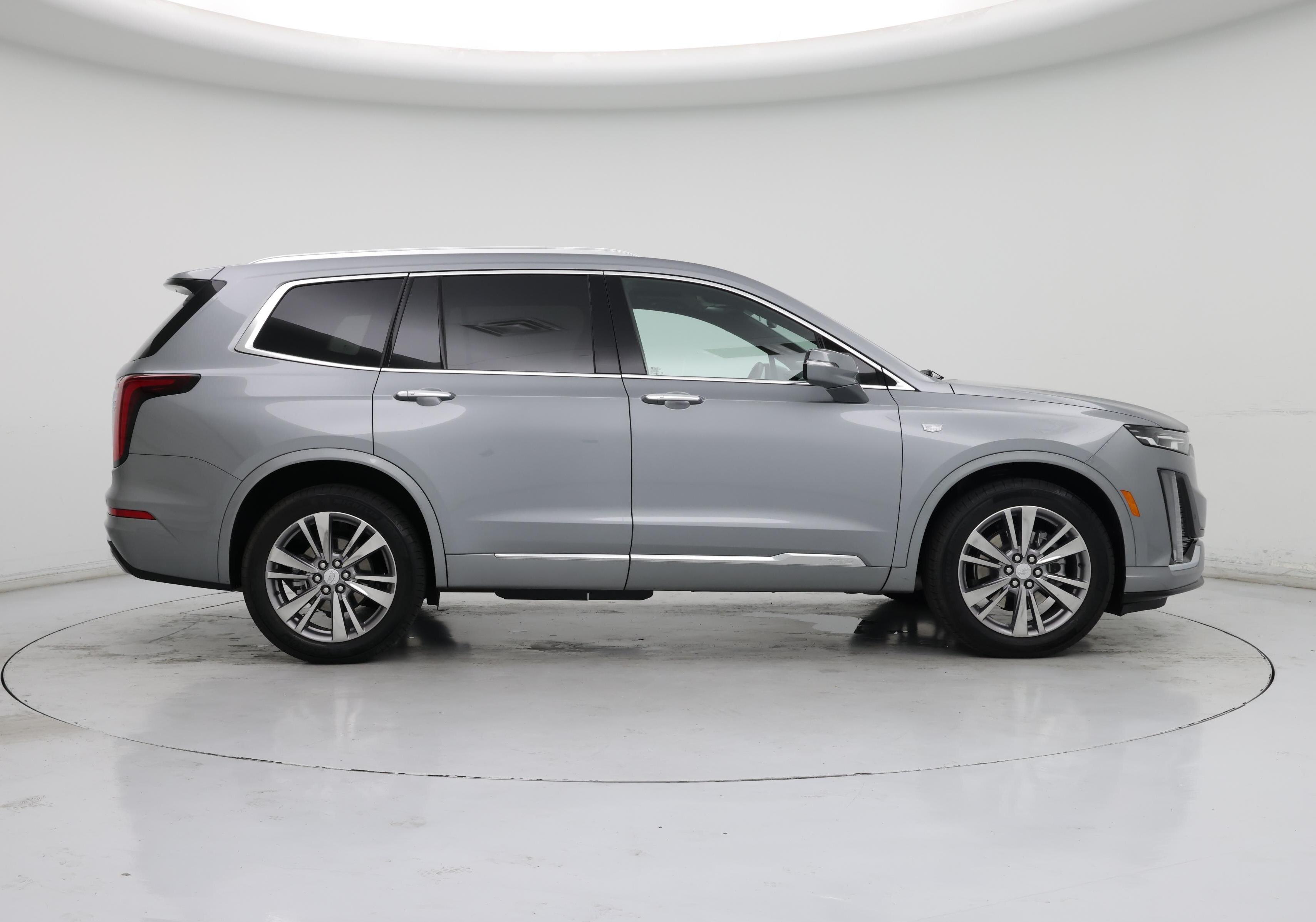 Thumbnail: 2025 Cadillac XT6 - 7