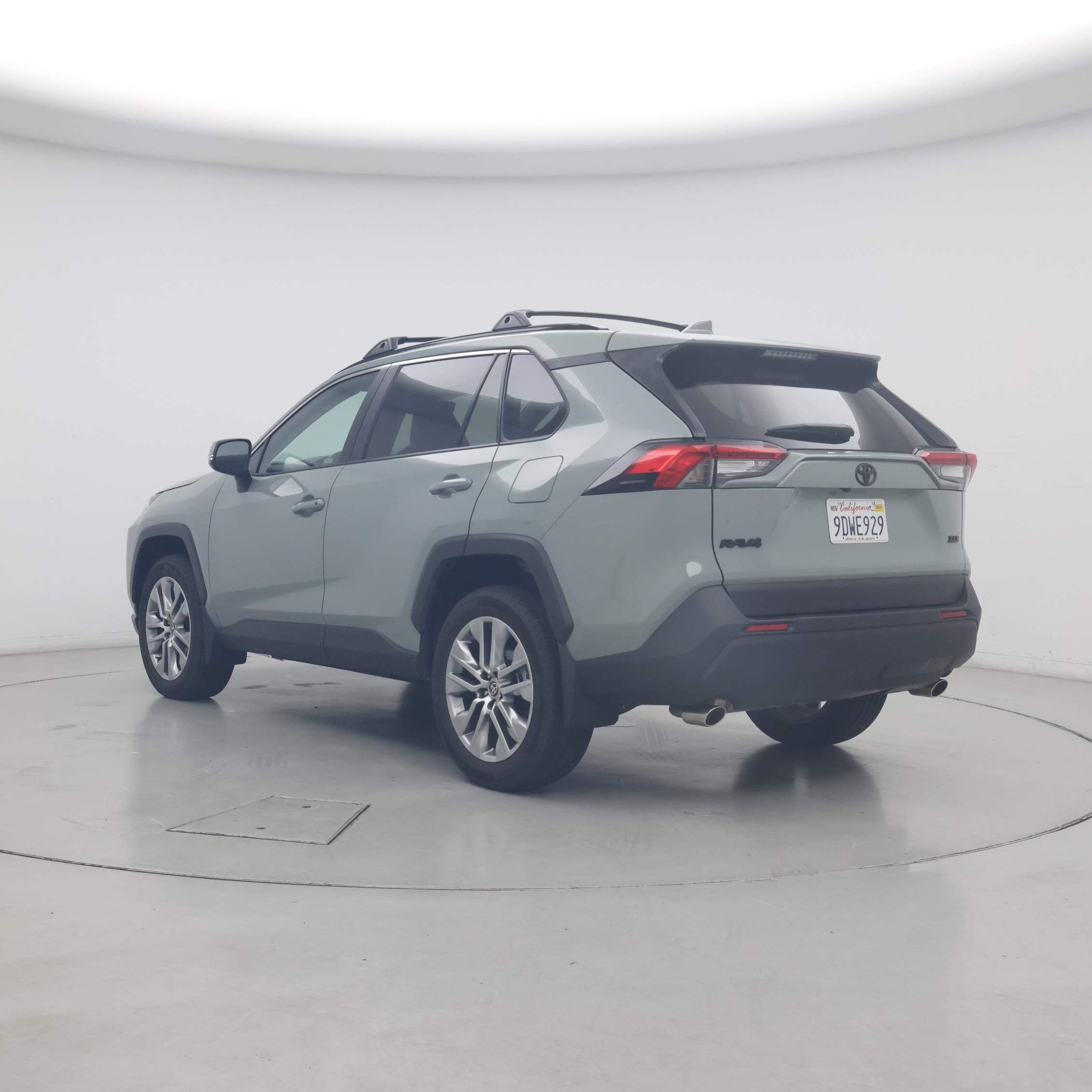 Thumbnail: 2022 Toyota RAV4 - 2