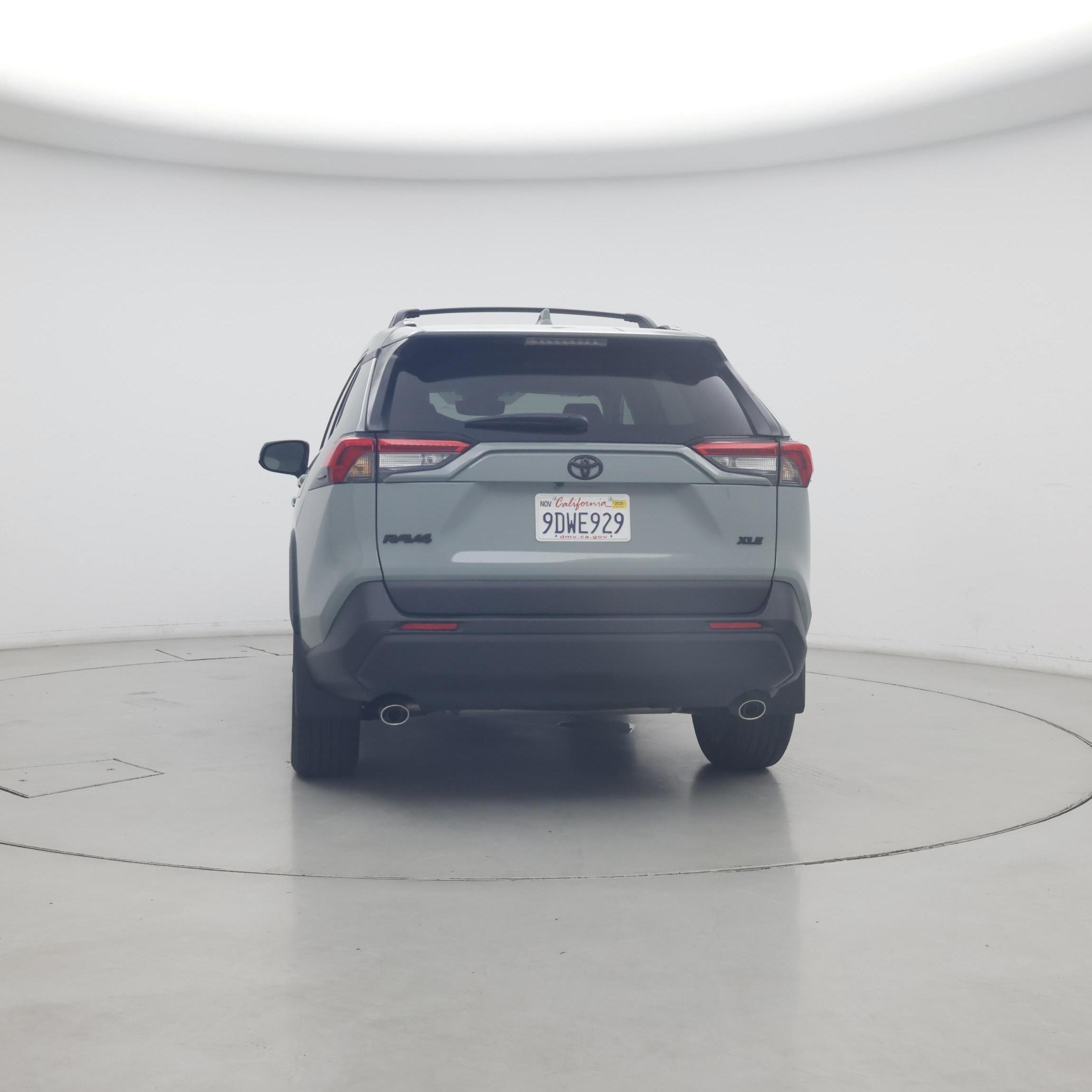 Thumbnail: 2022 Toyota RAV4 - 6