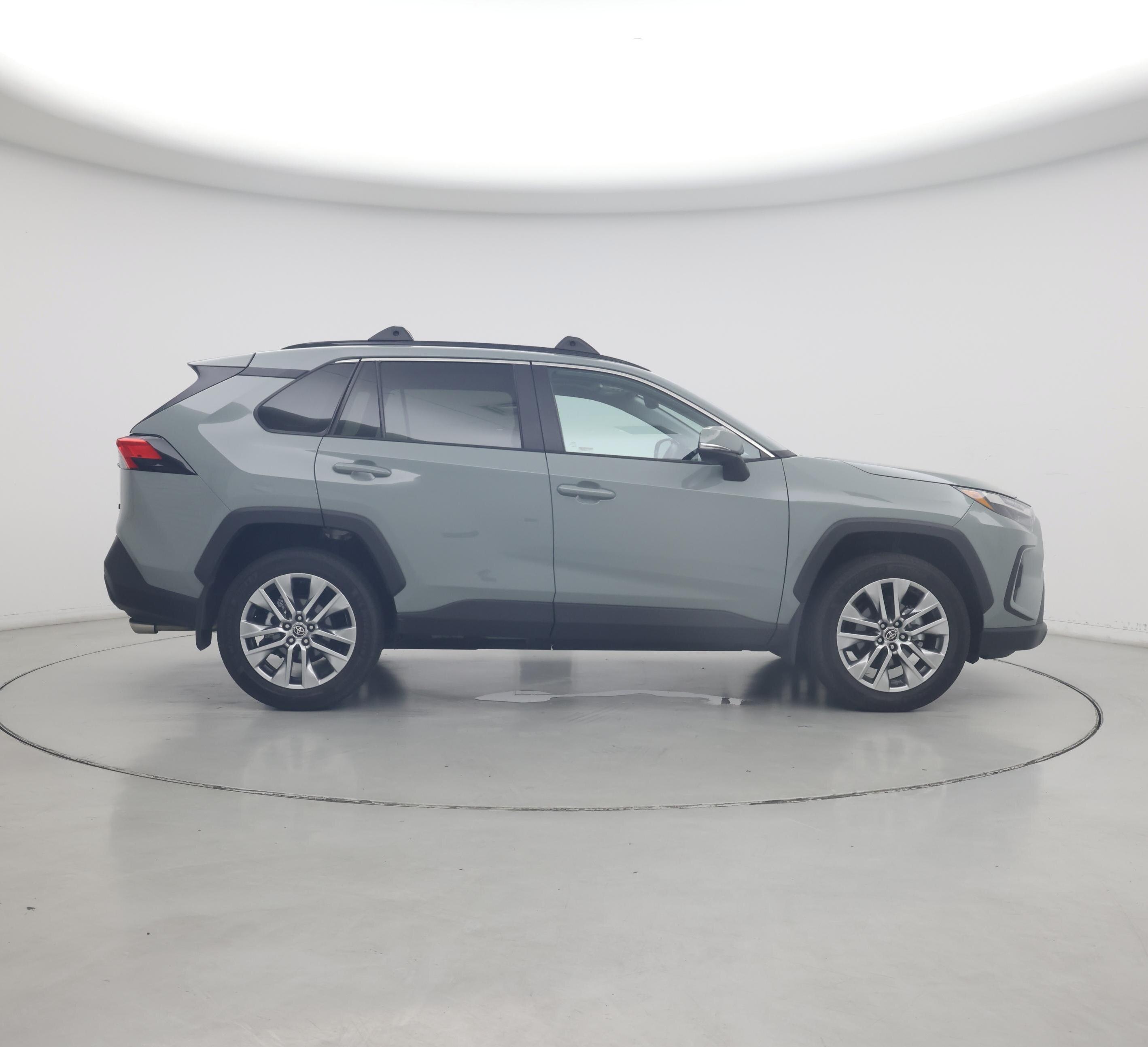 Thumbnail: 2022 Toyota RAV4 - 7
