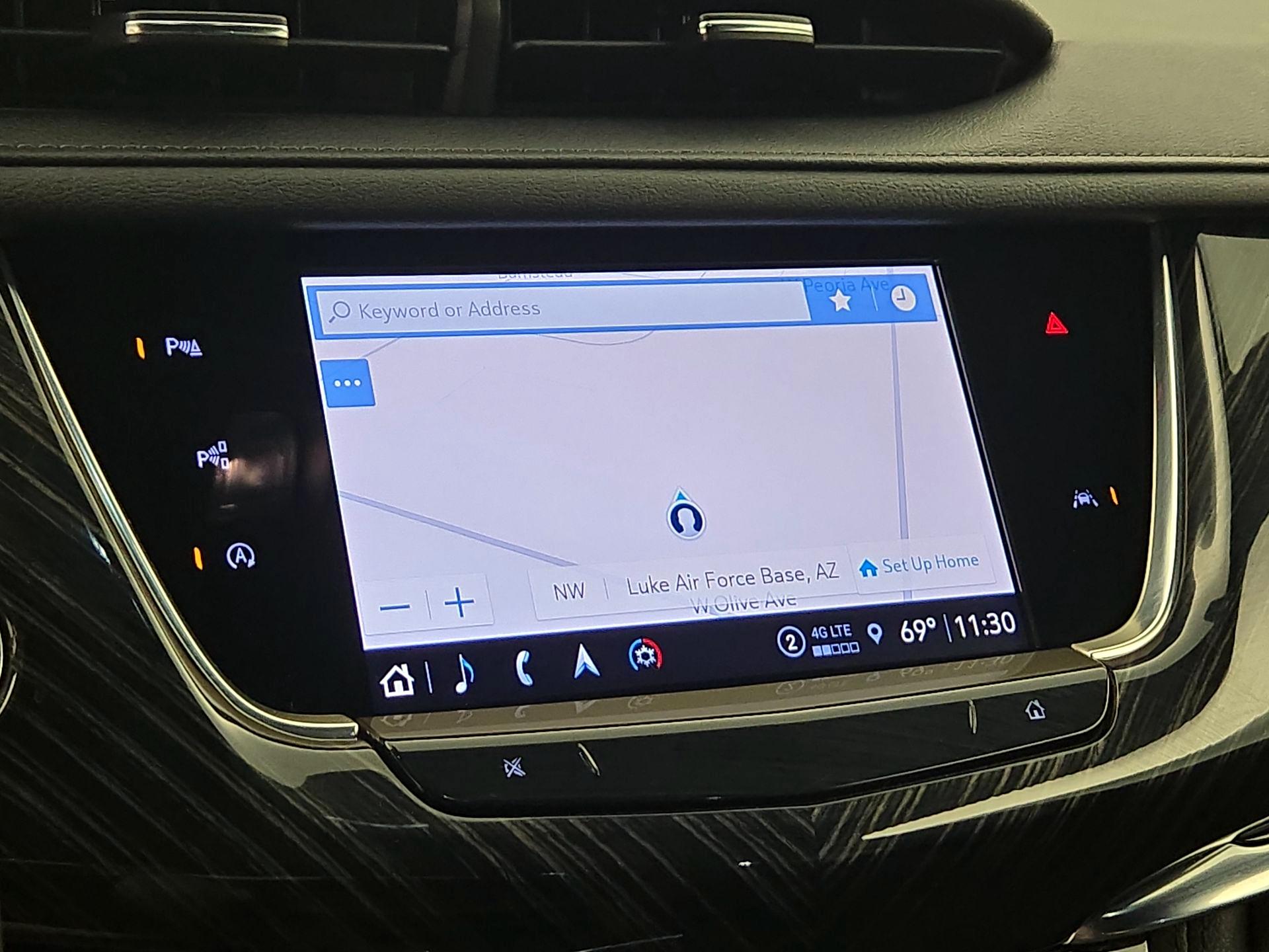 Thumbnail: 2022 Cadillac XT6 - 14