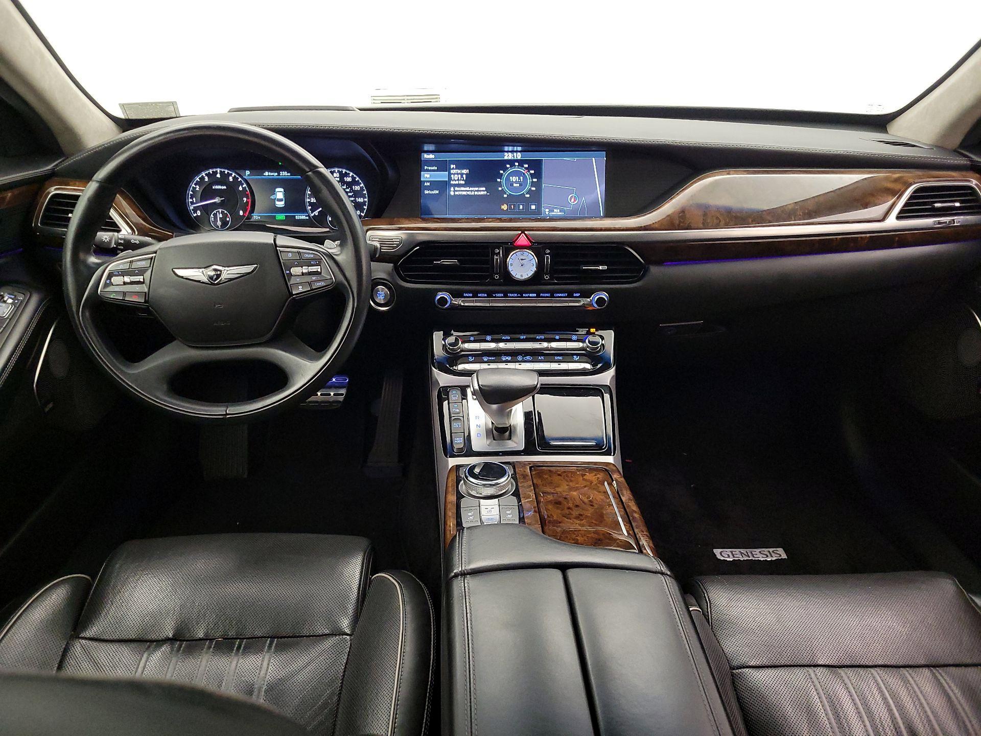 Thumbnail: 2018 Genesis G90 - 9