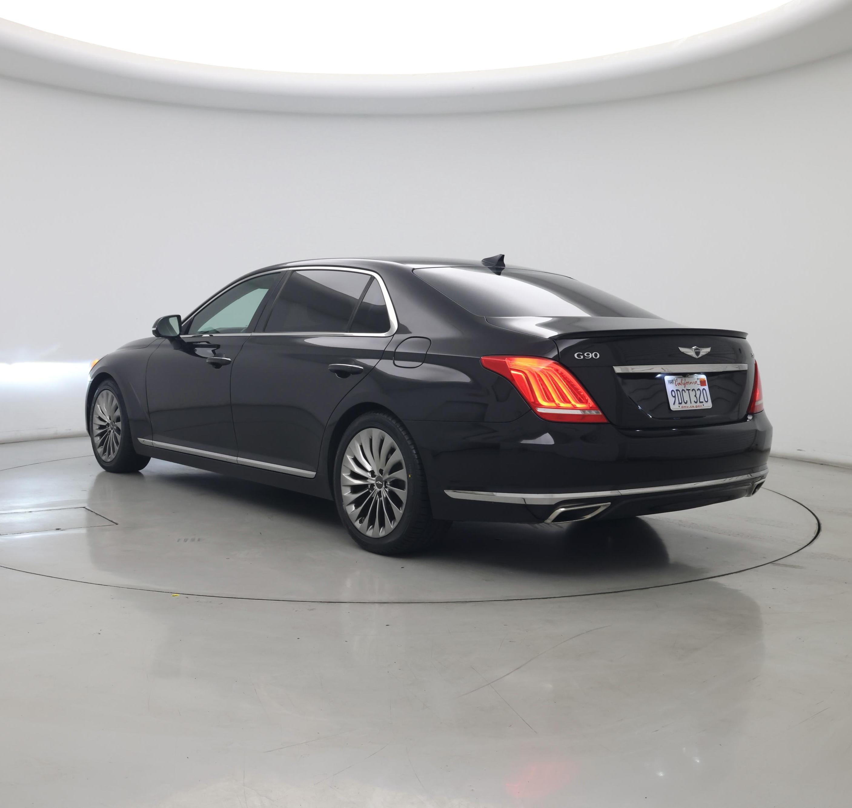 Thumbnail: 2018 Genesis G90 - 2