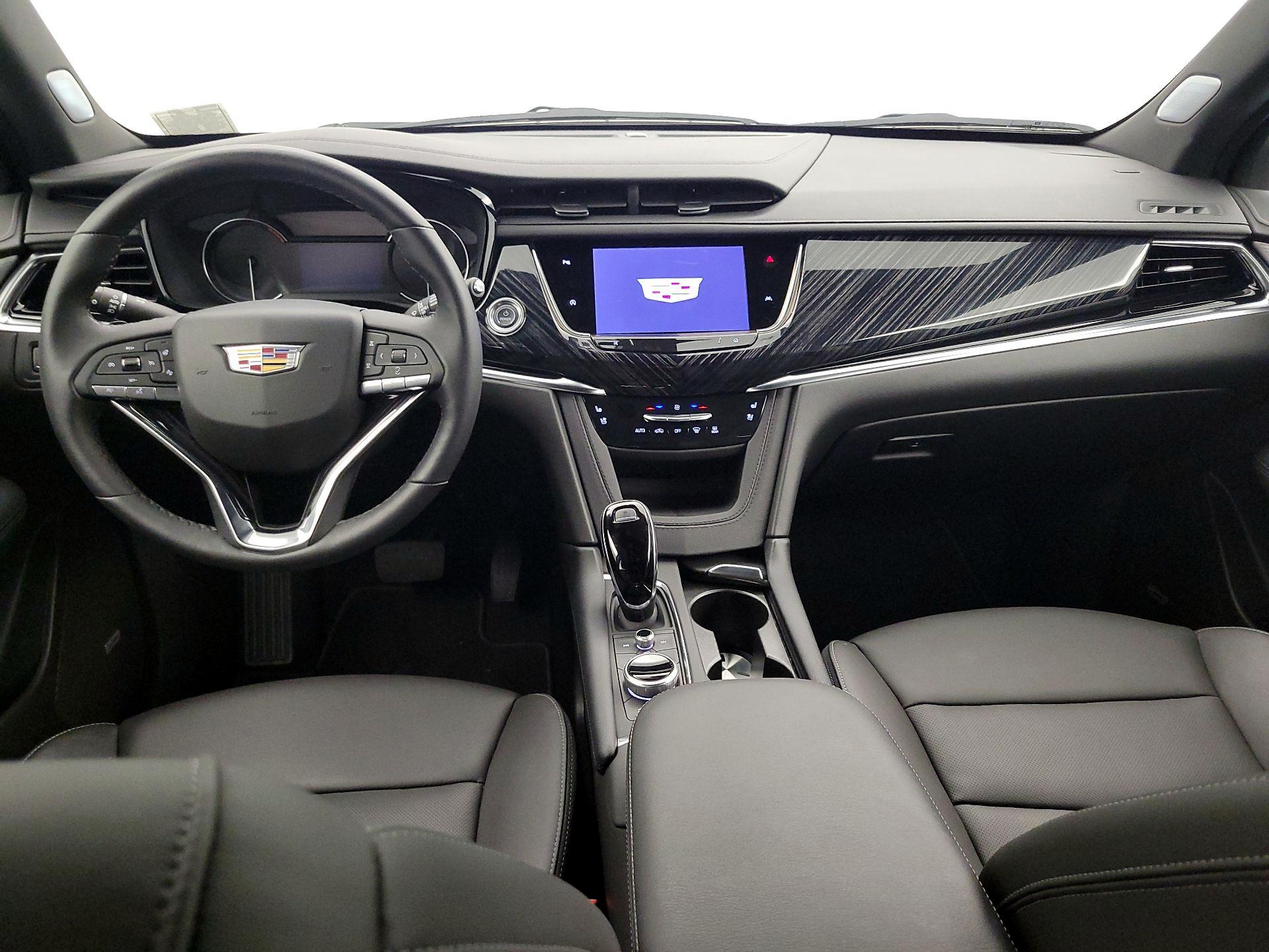 Thumbnail: 2025 Cadillac XT6 - 9