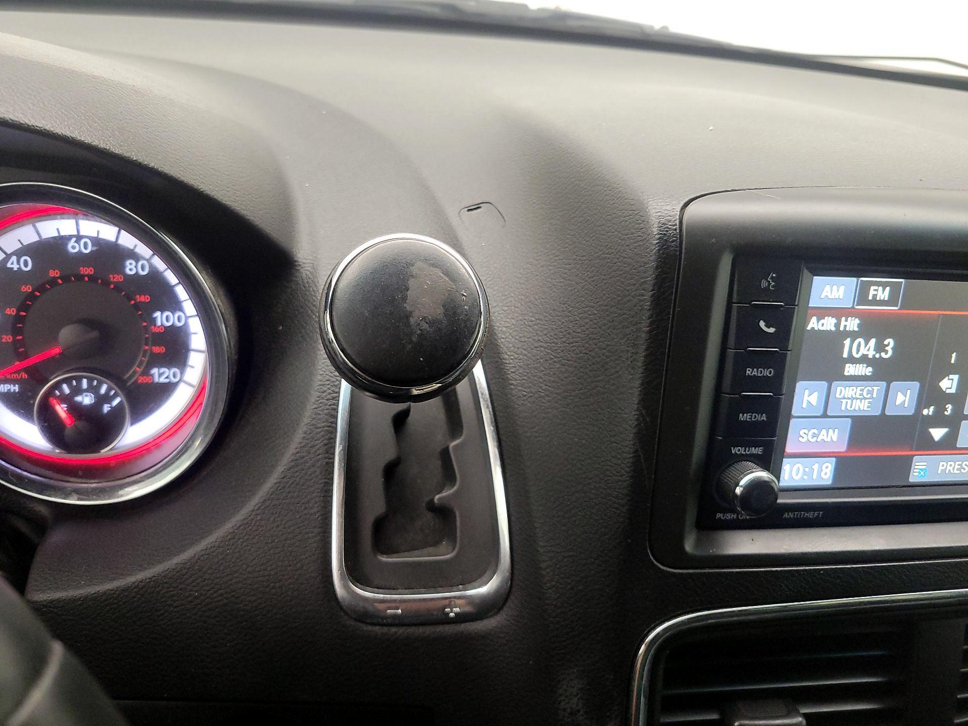 Thumbnail: 2017 Dodge Grand Caravan - 17