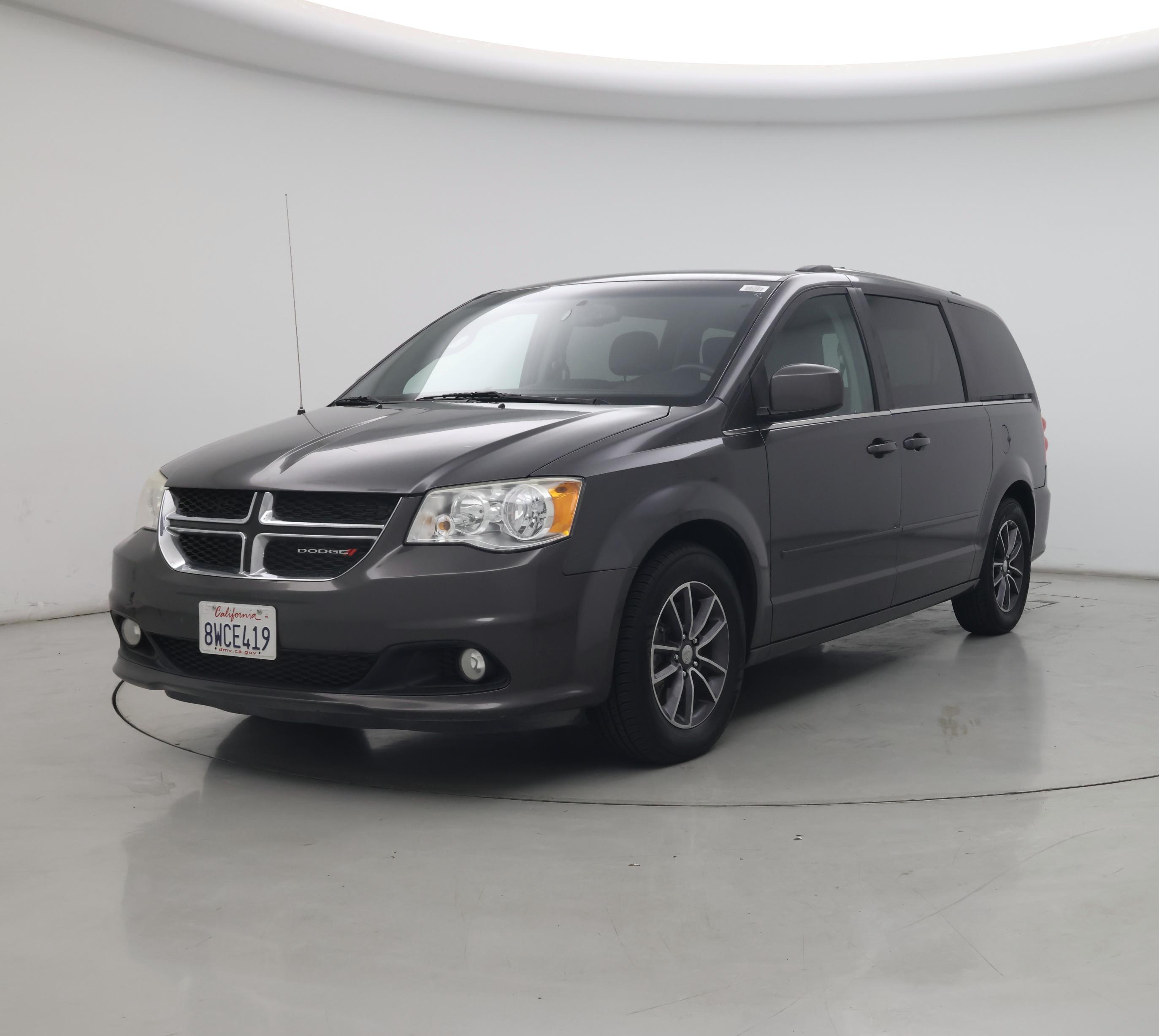 Thumbnail: 2017 Dodge Grand Caravan - 4