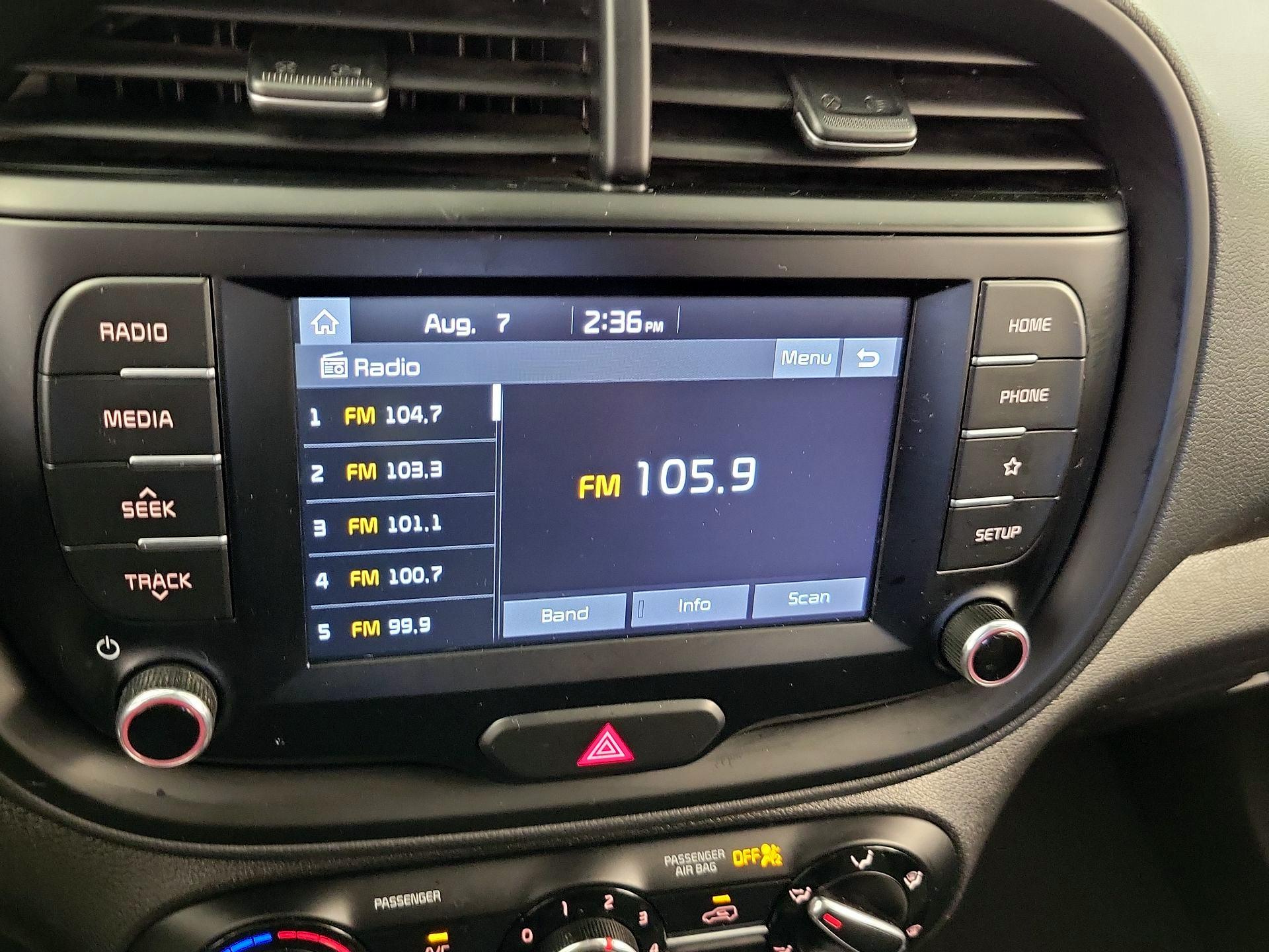 Thumbnail: 2020 Kia Soul - 15