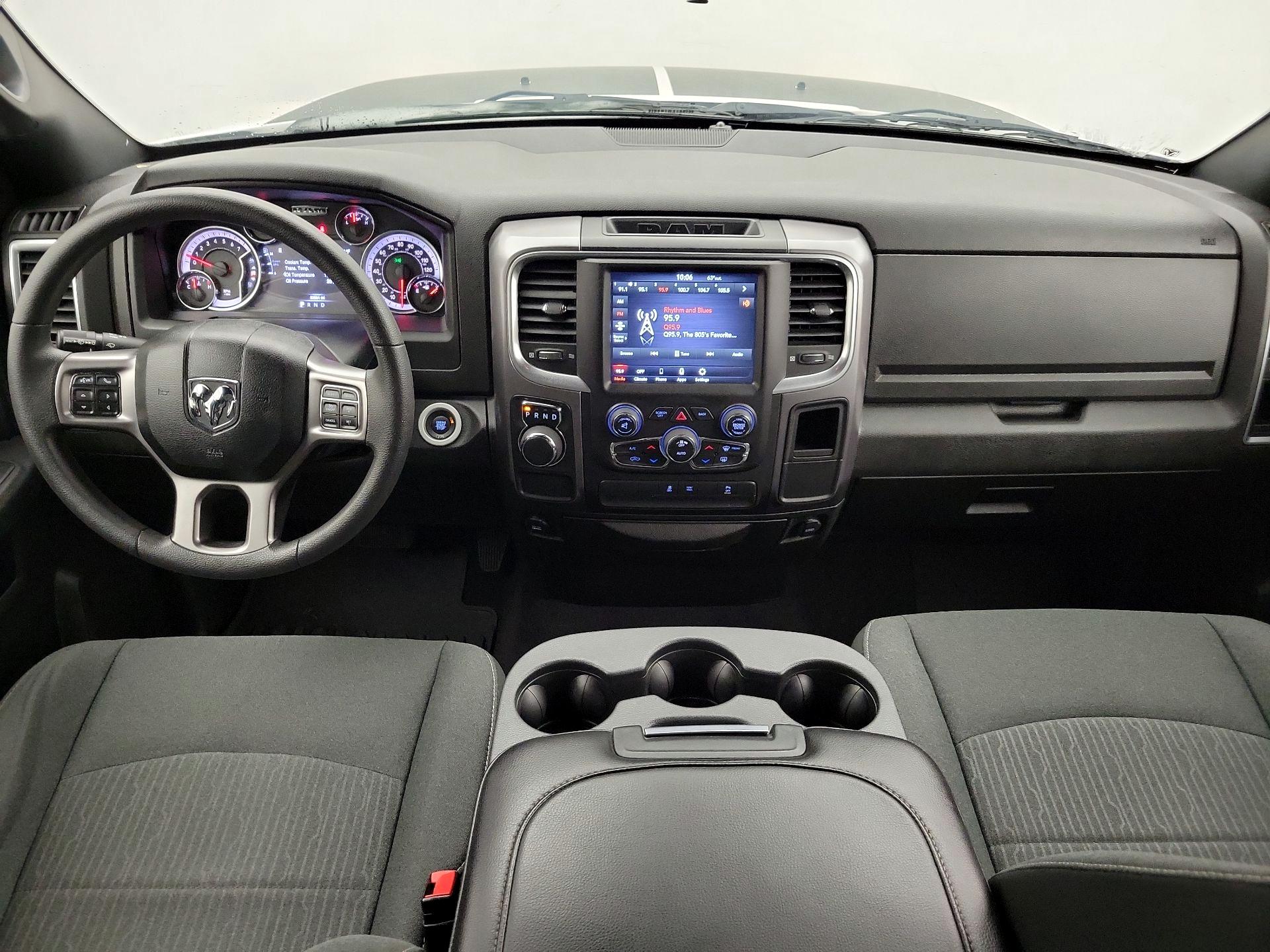 Thumbnail: 2021 RAM 1500 Classic - 9