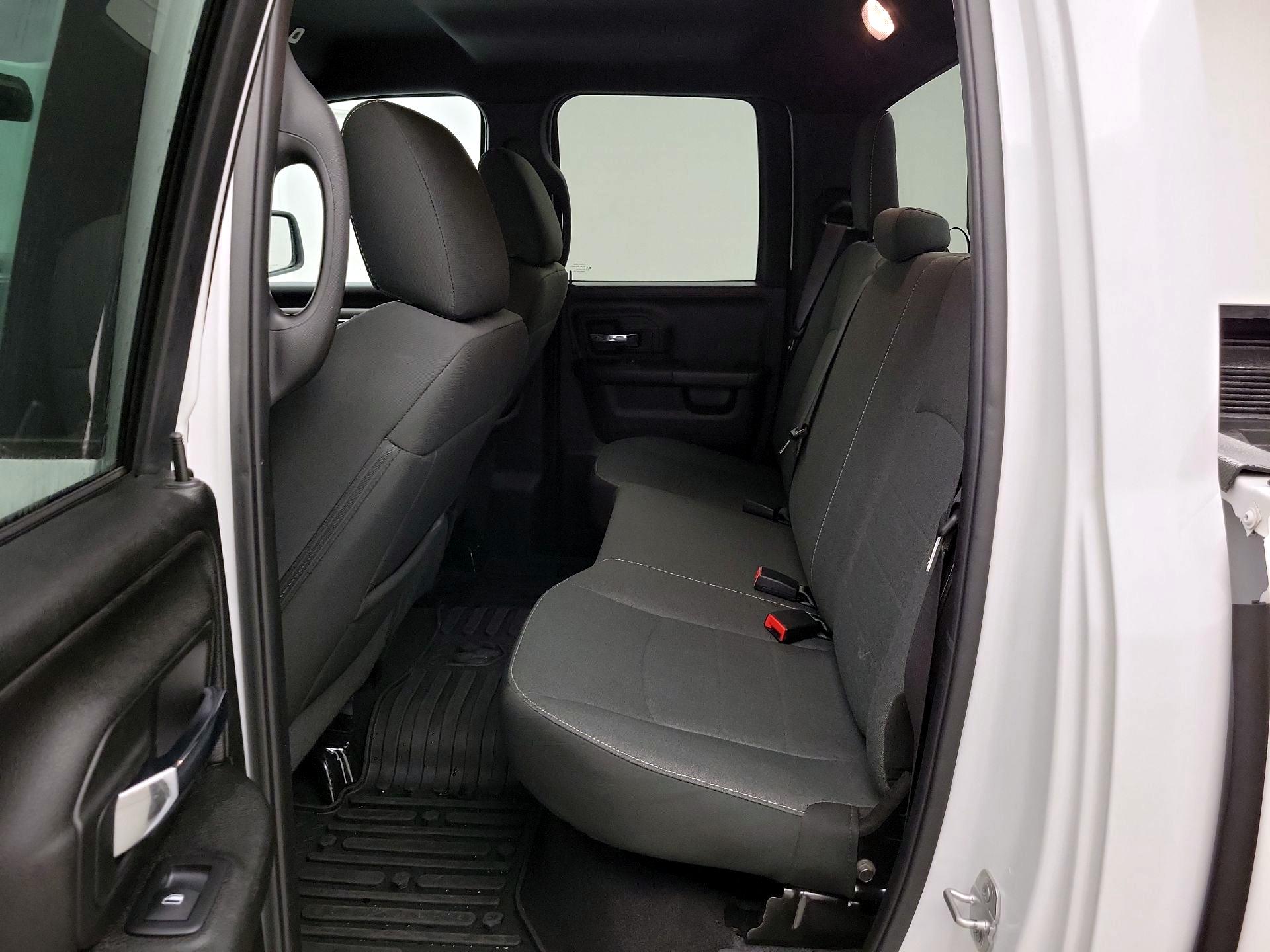 Thumbnail: 2021 RAM 1500 Classic - 19