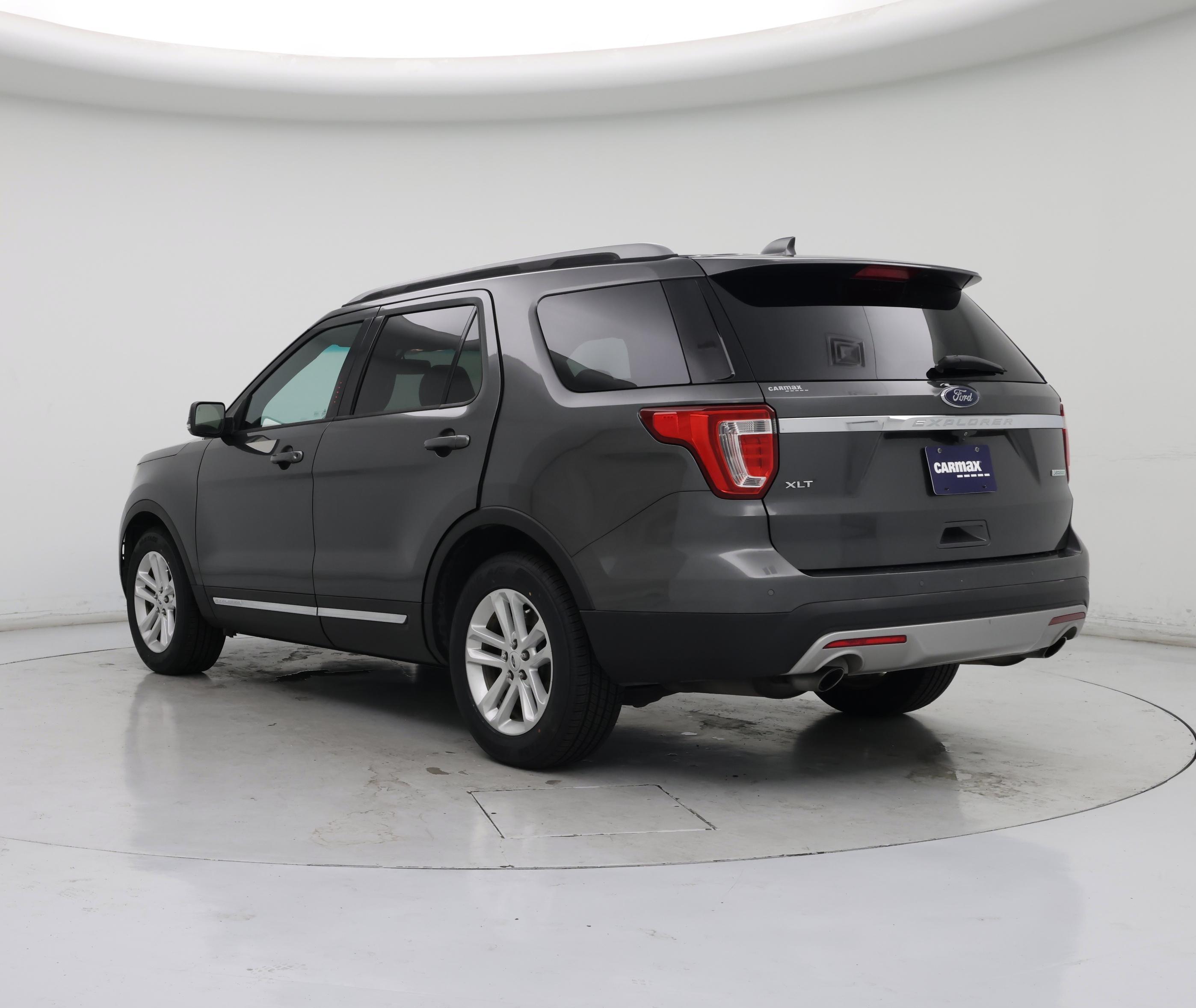 Thumbnail: 2017 Ford Explorer - 2
