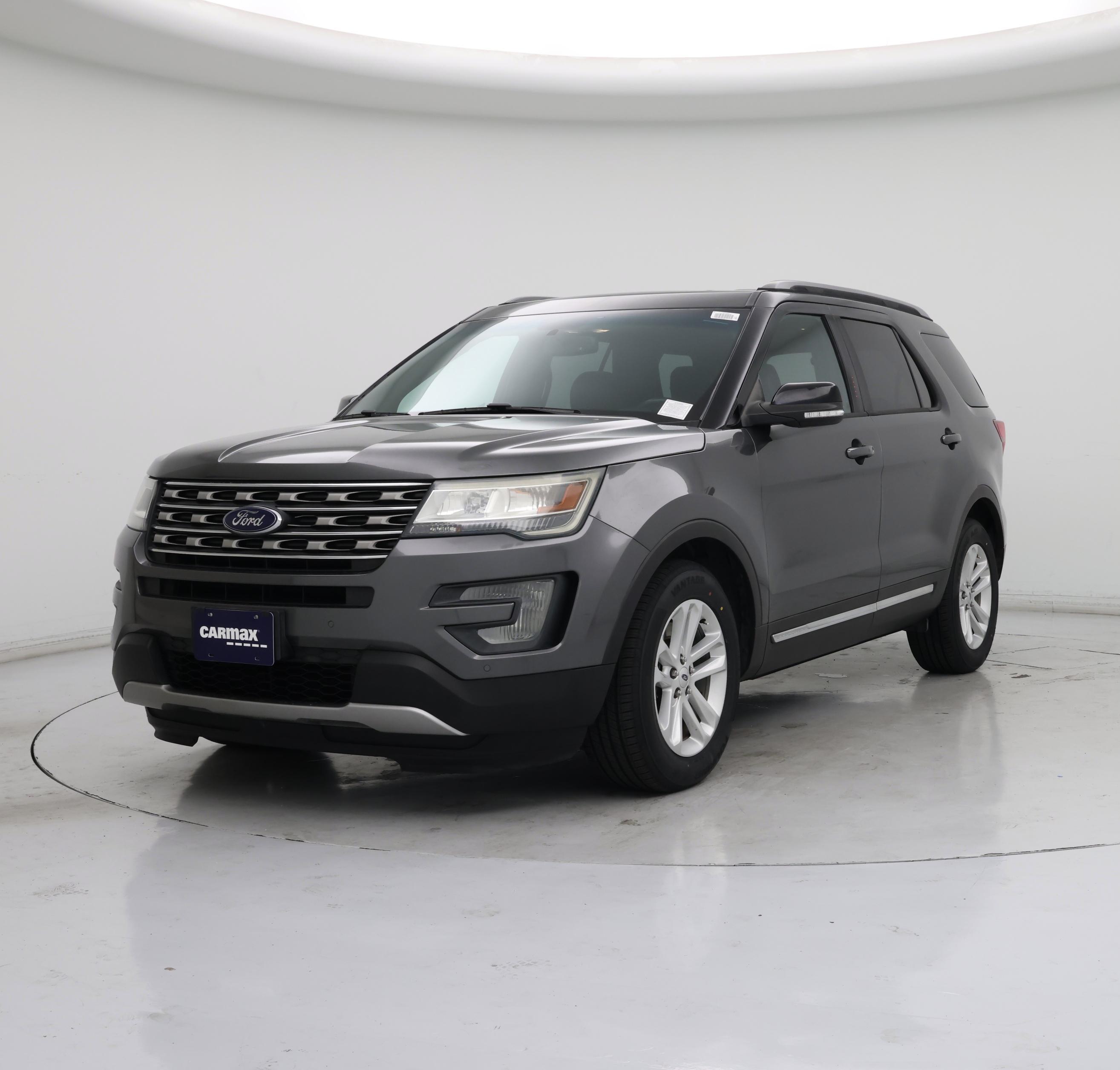 Thumbnail: 2017 Ford Explorer - 4