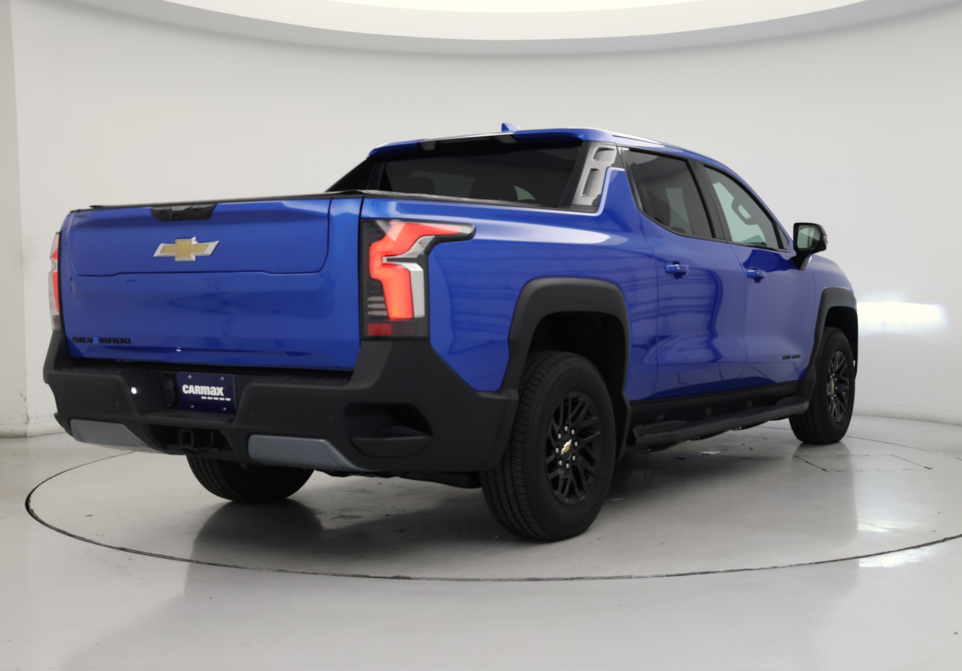 Thumbnail: 2025 Chevrolet Silverado EV - 8