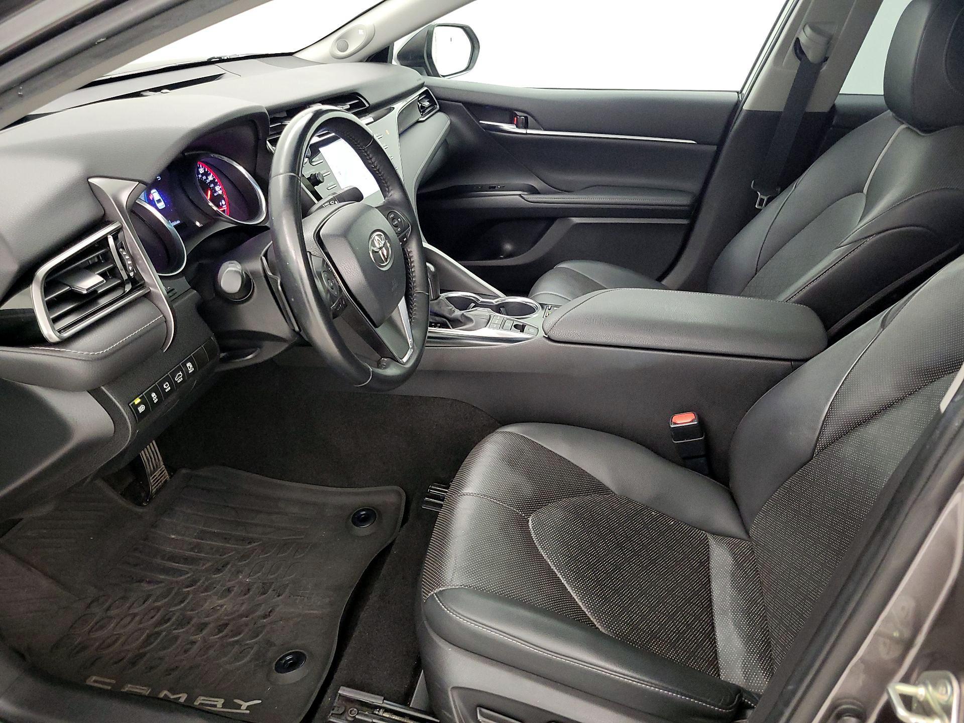 Thumbnail: 2020 Toyota Camry - 11