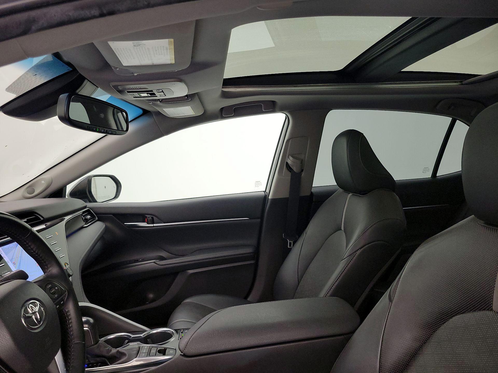 Thumbnail: 2020 Toyota Camry - 20