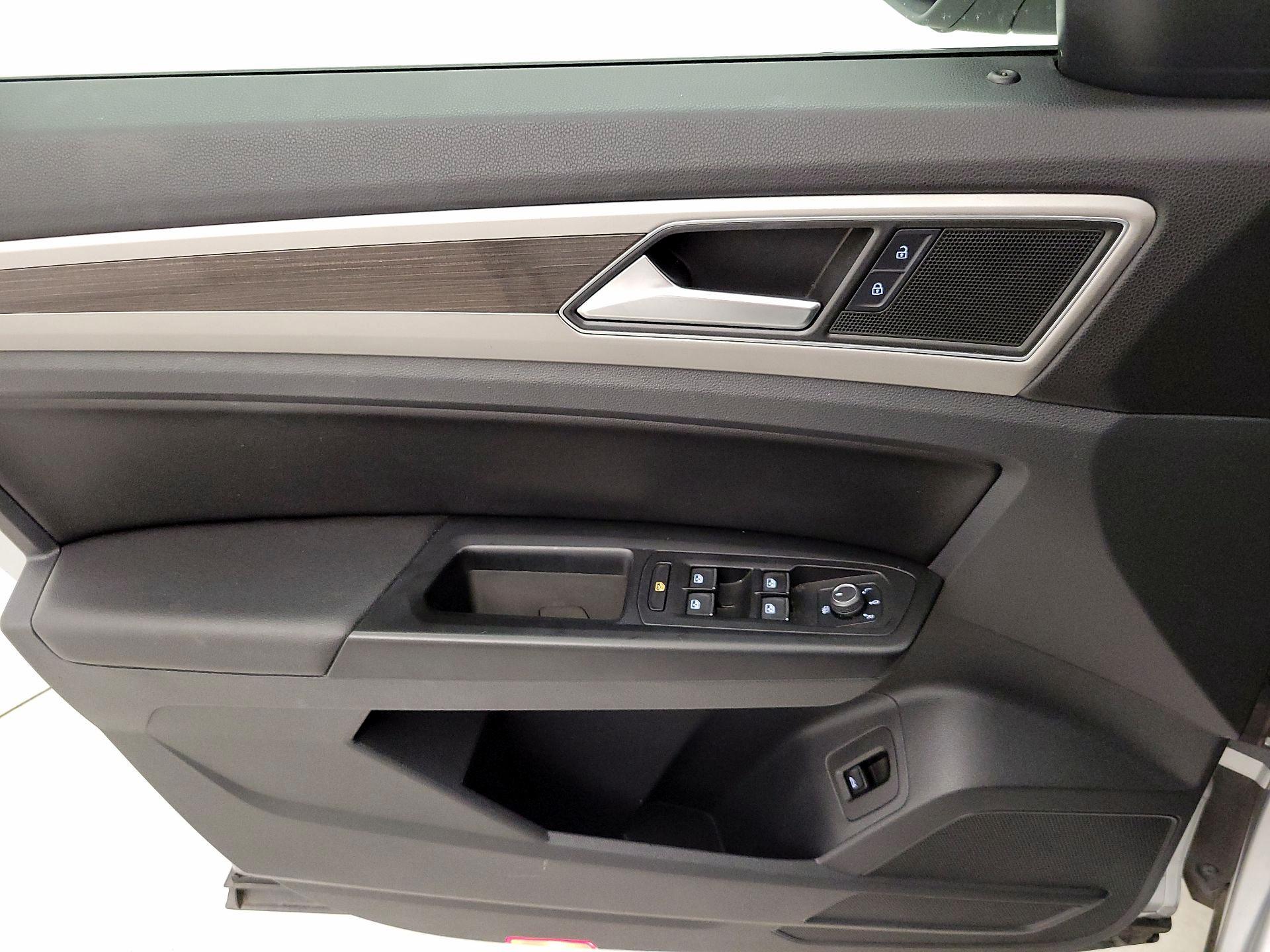 Thumbnail: 2019 Volkswagen Atlas - 12