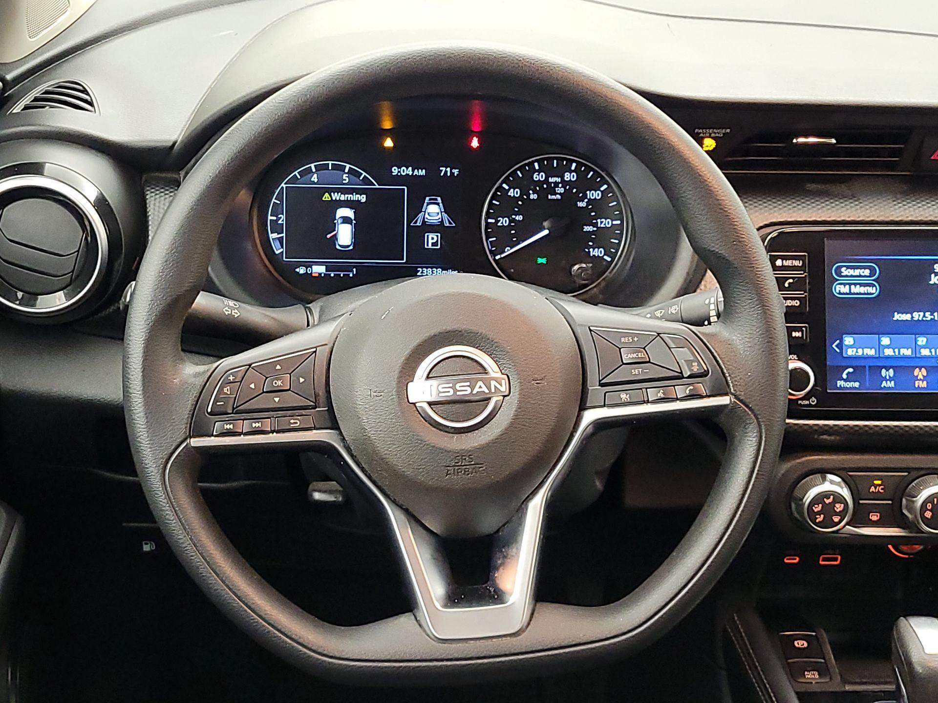 Thumbnail: 2023 Nissan Kicks - 10