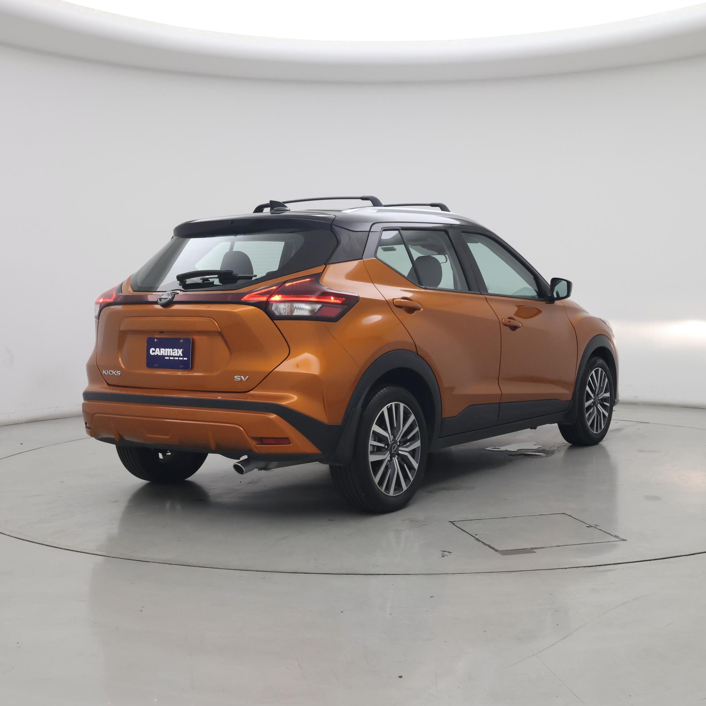 Thumbnail: 2023 Nissan Kicks - 8