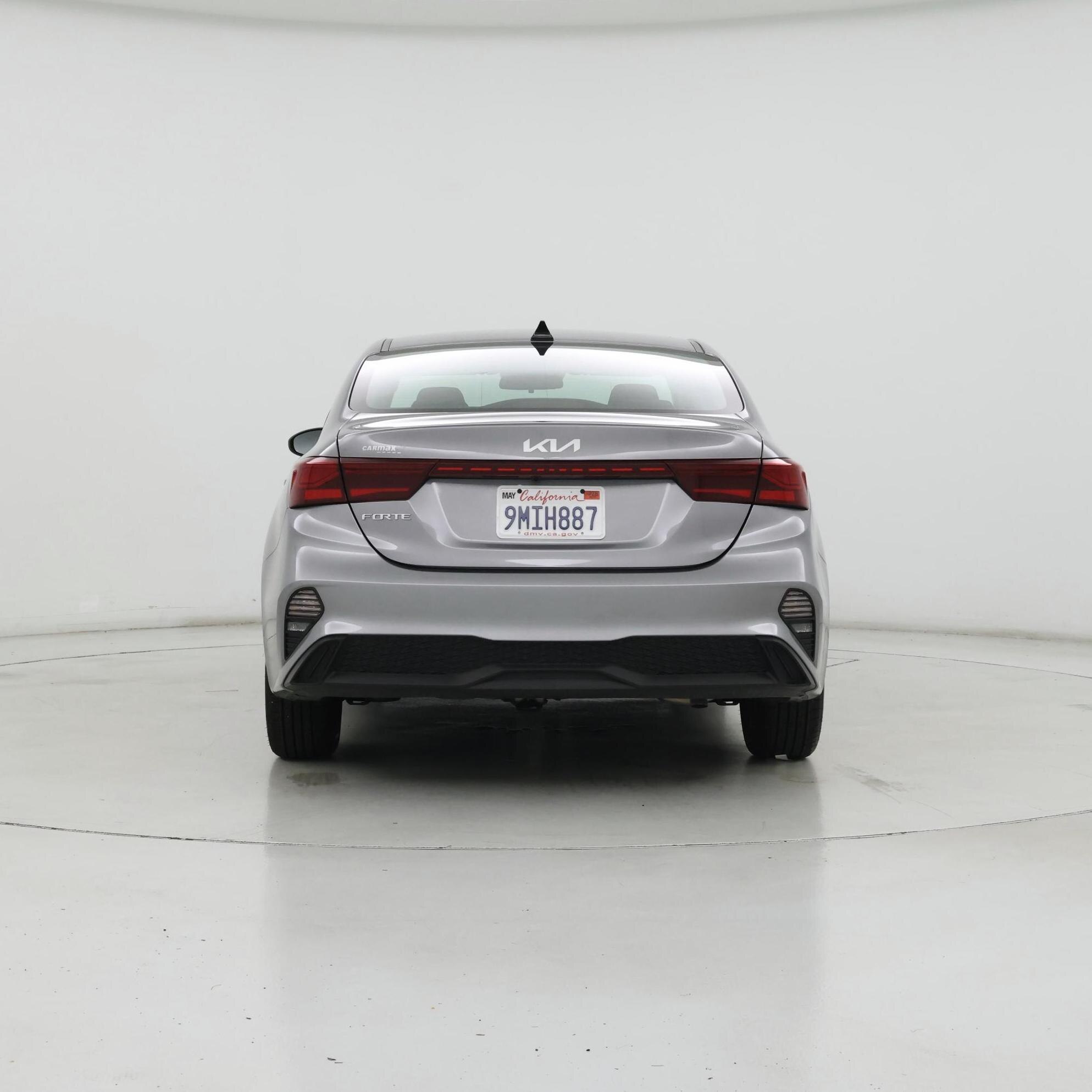 Thumbnail: 2024 Kia Forte - 6