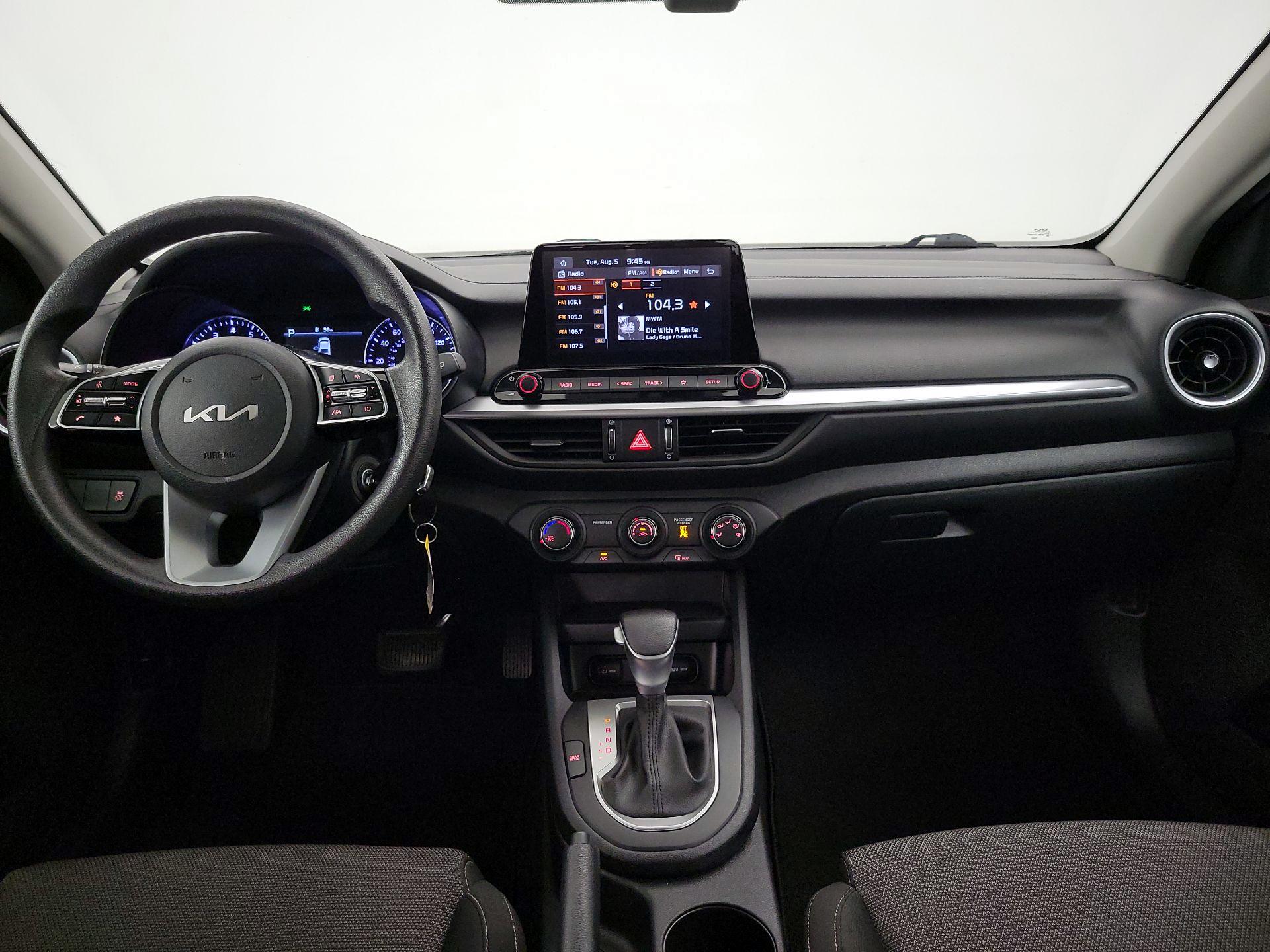Thumbnail: 2023 Kia Forte - 9