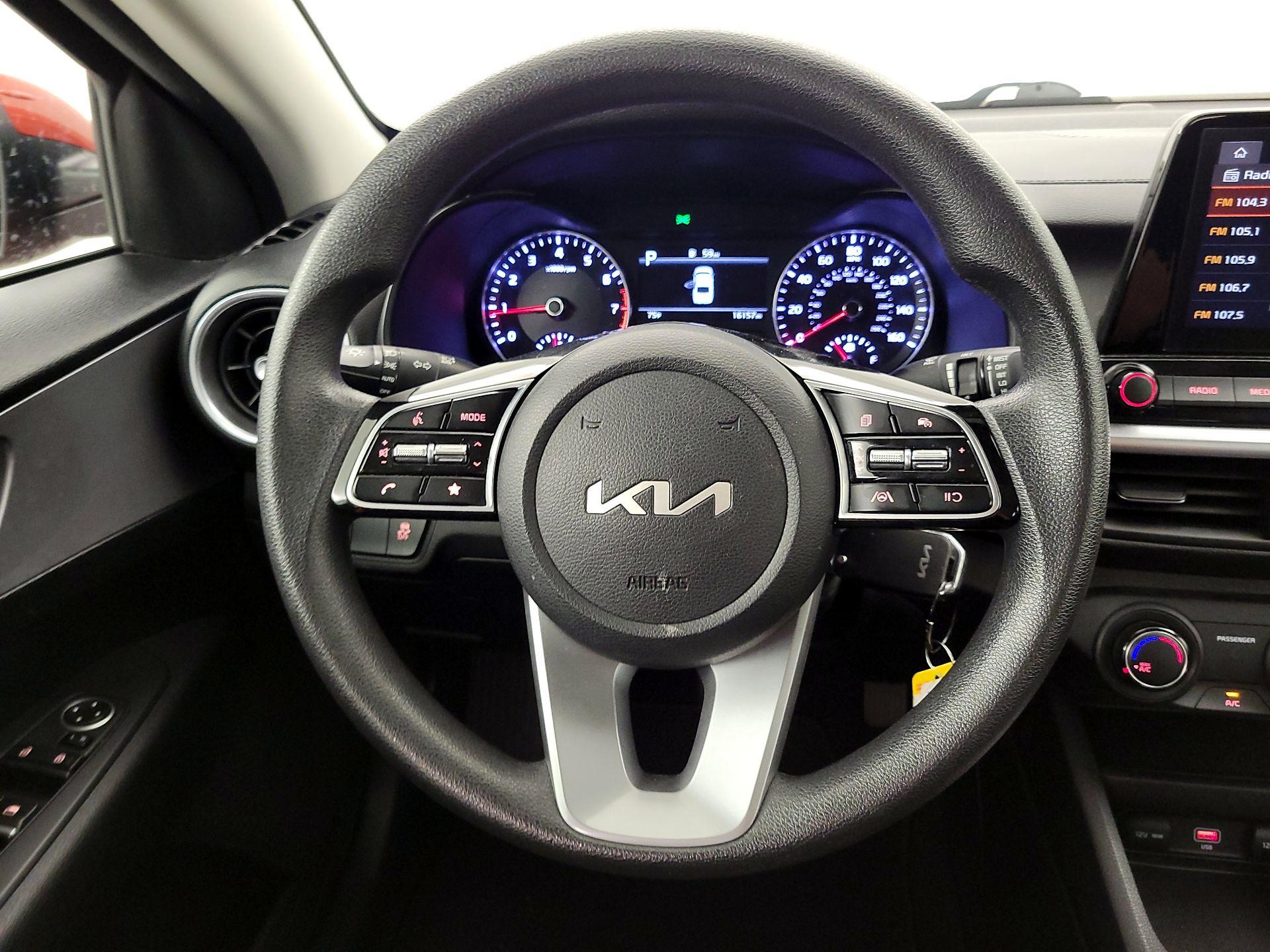 Thumbnail: 2023 Kia Forte - 10