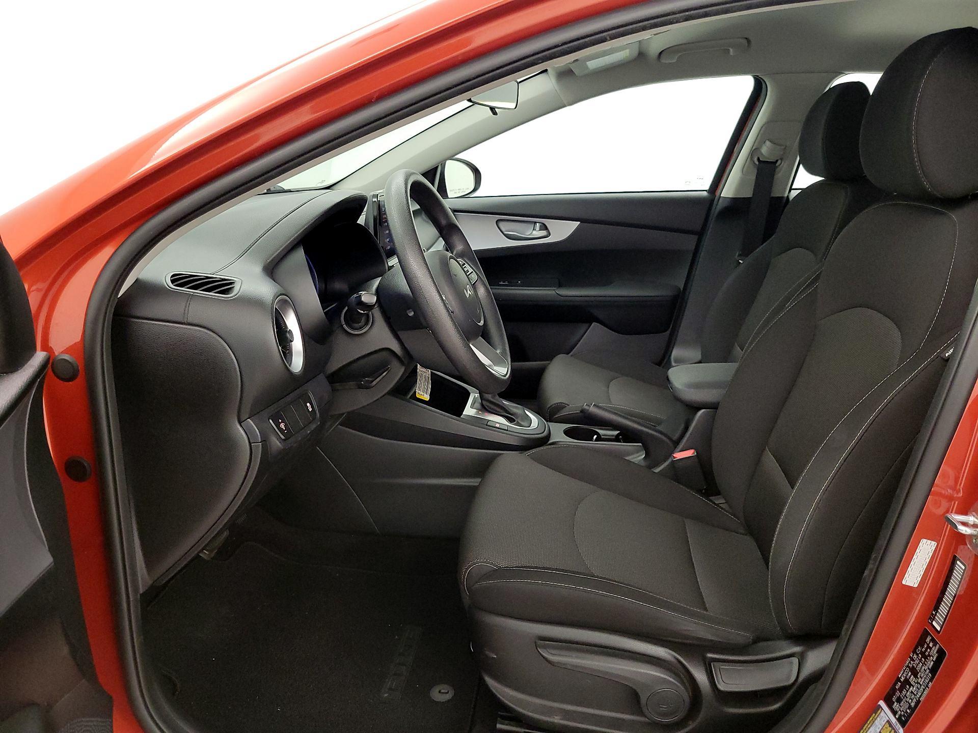 Thumbnail: 2023 Kia Forte - 11