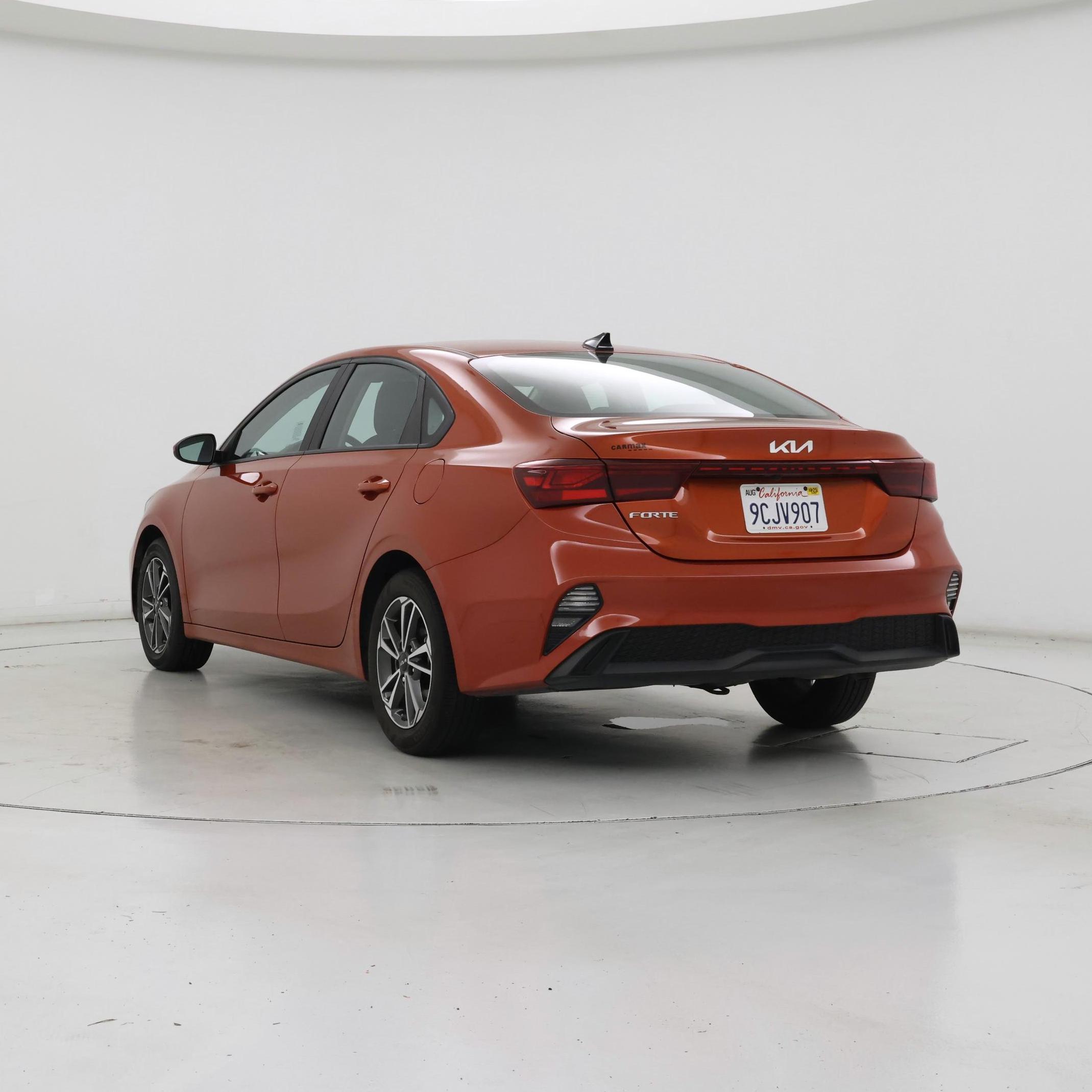 Thumbnail: 2023 Kia Forte - 2